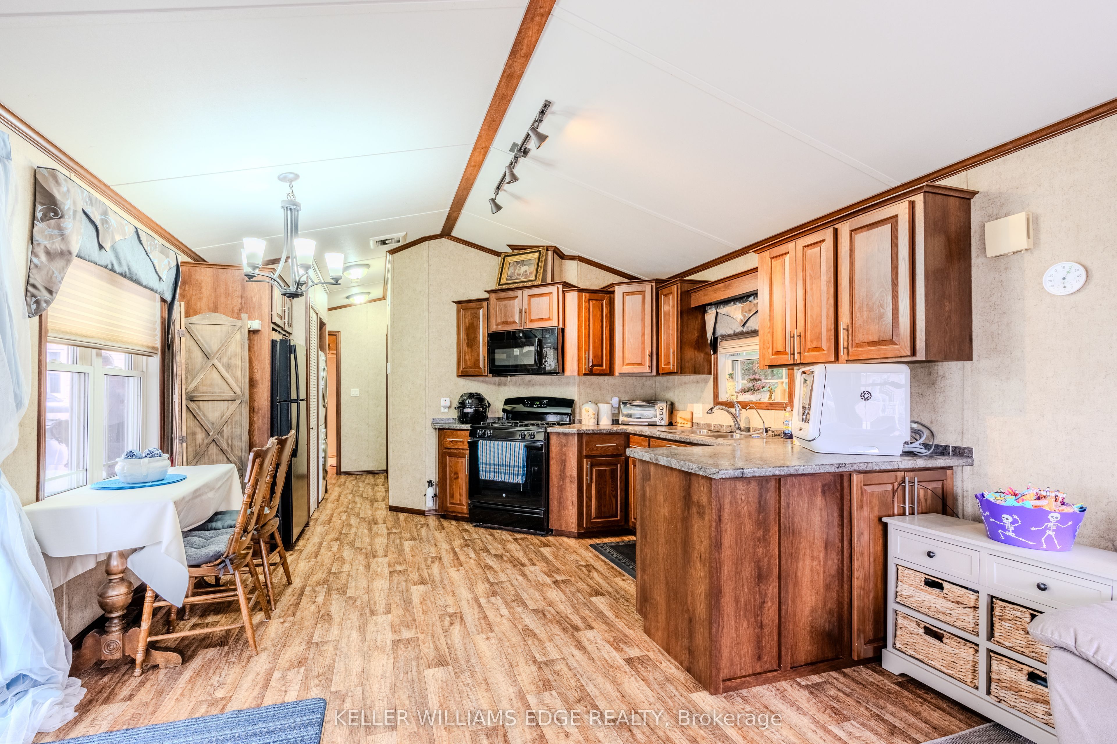 4449 Milburough Line 4 Tamarack Property Photo 10