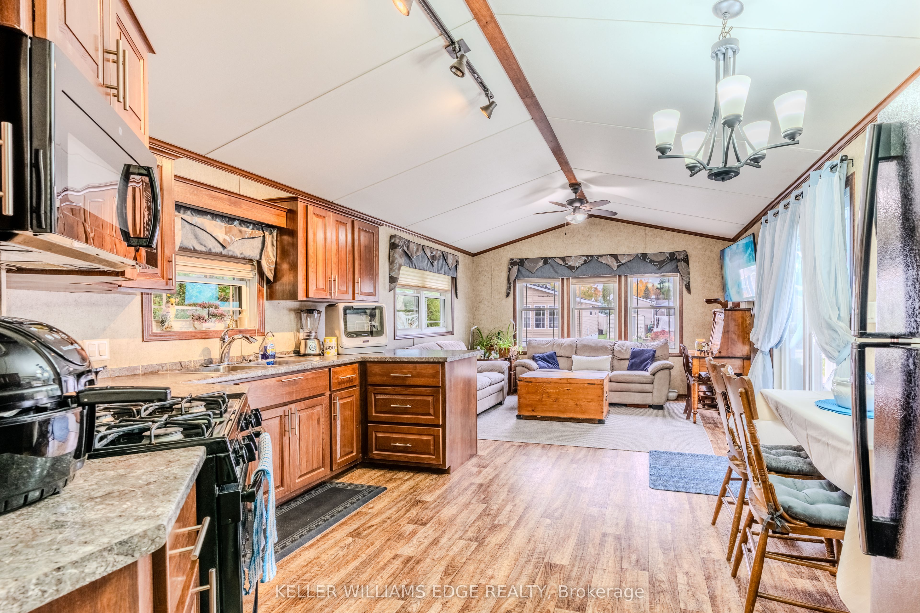 4449 Milburough Line 4 Tamarack Property Photo 12