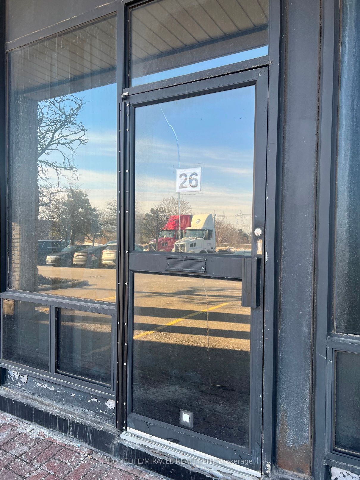 7956 Torbram Road 24 Property Photo 6