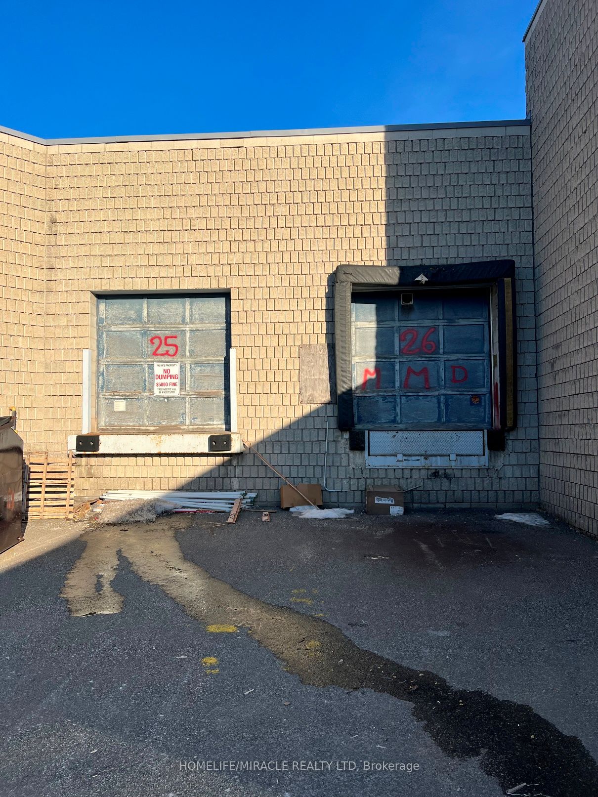 7956 Torbram Road 24 Property Photo 9