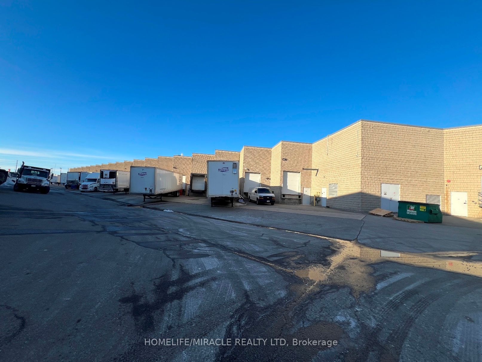 7956 Torbram Road 24 Property Photo 11