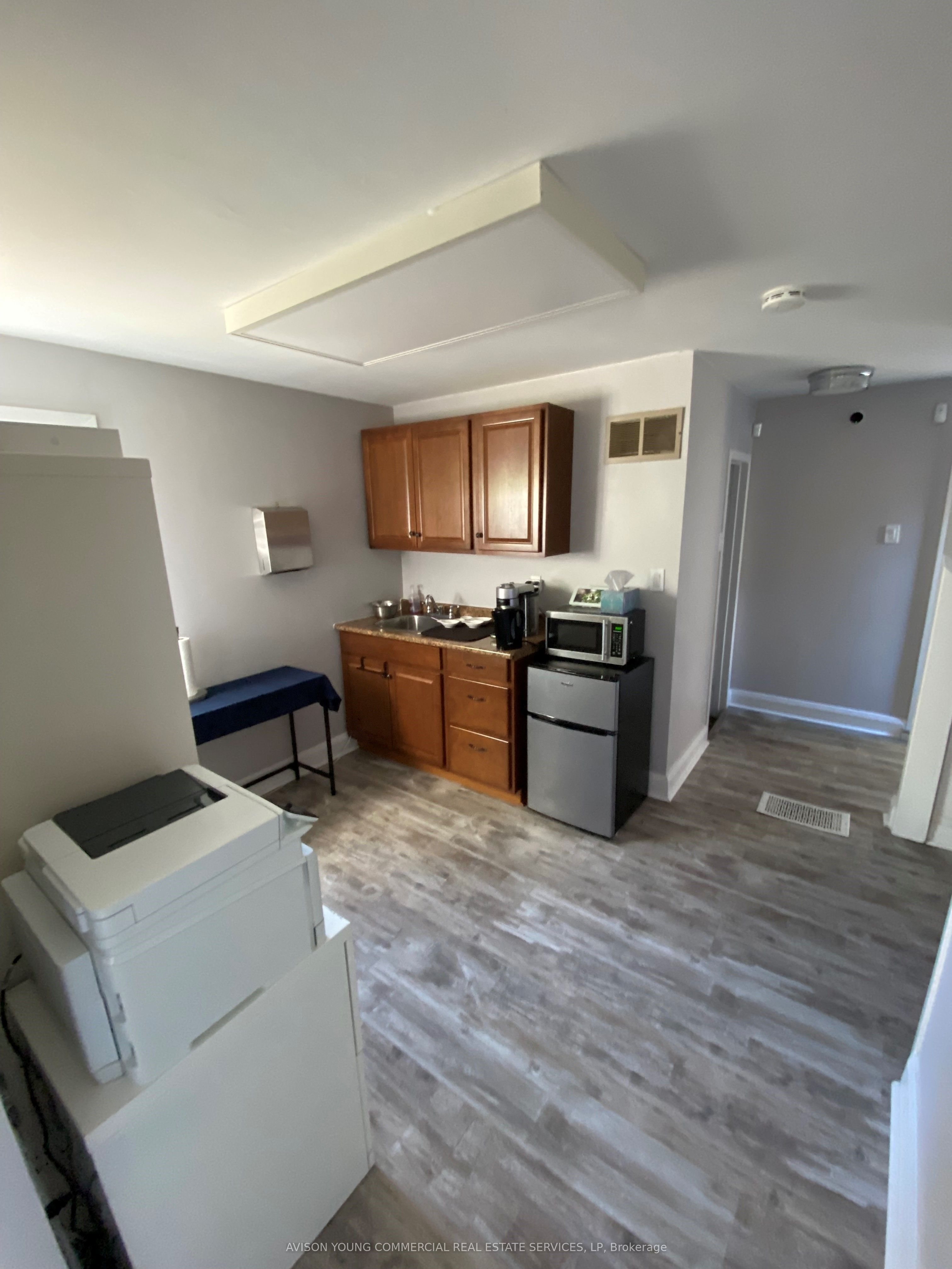 2108 Old Lakeshore Road Property Photo 6