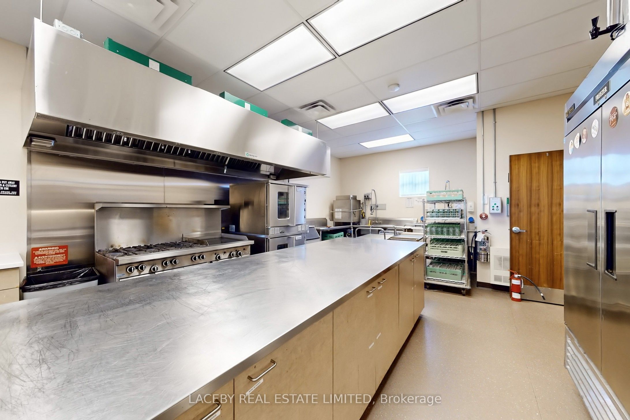 126 Queens Plate Drive 15 Property Photo 9