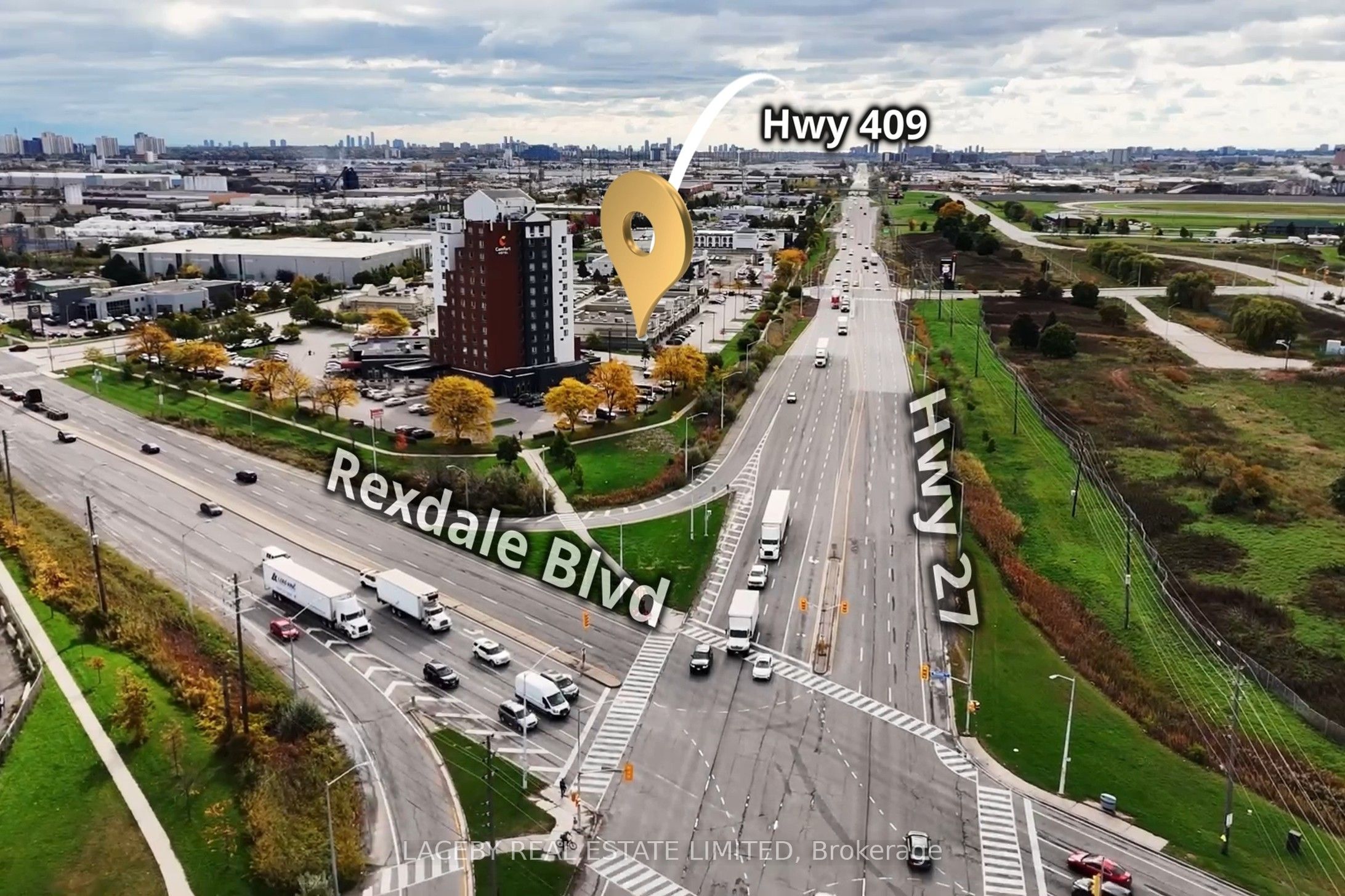 126 Queens Plate Drive 15 Property Photo 13