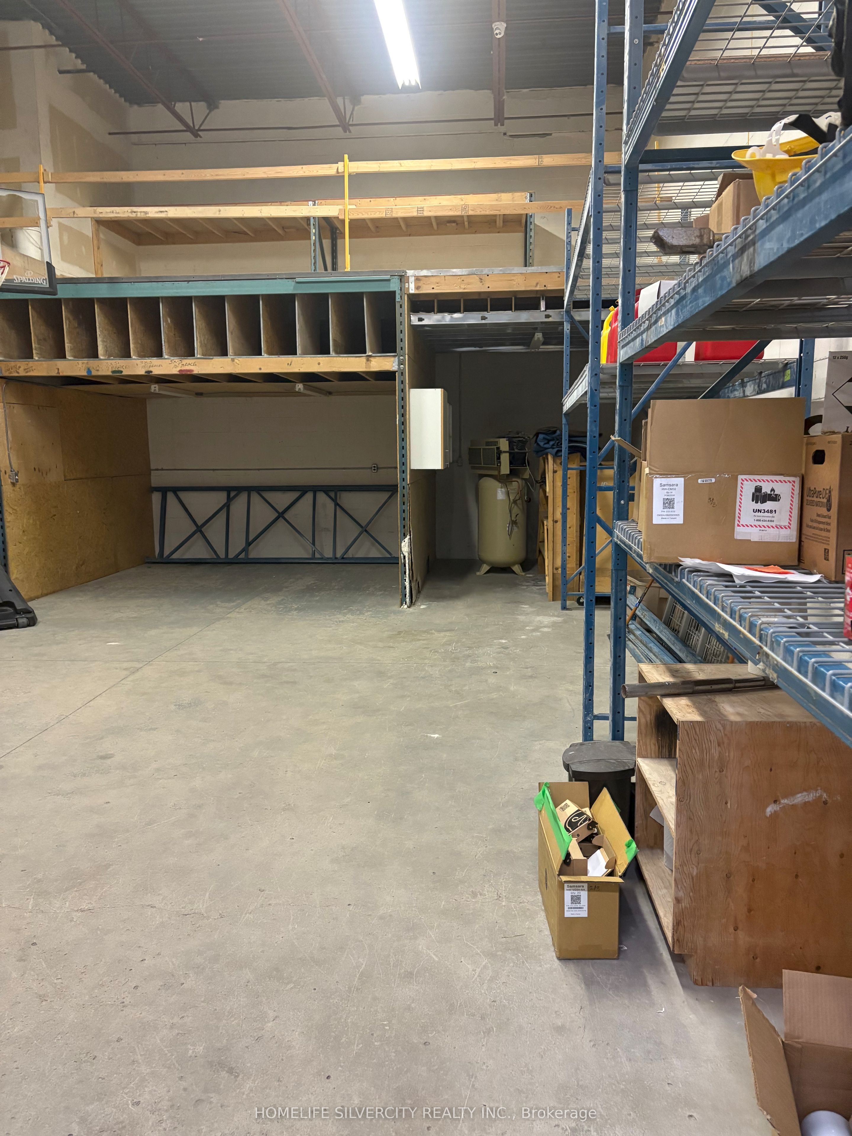 2131 Williams Parkway E 17 Property Photo 8