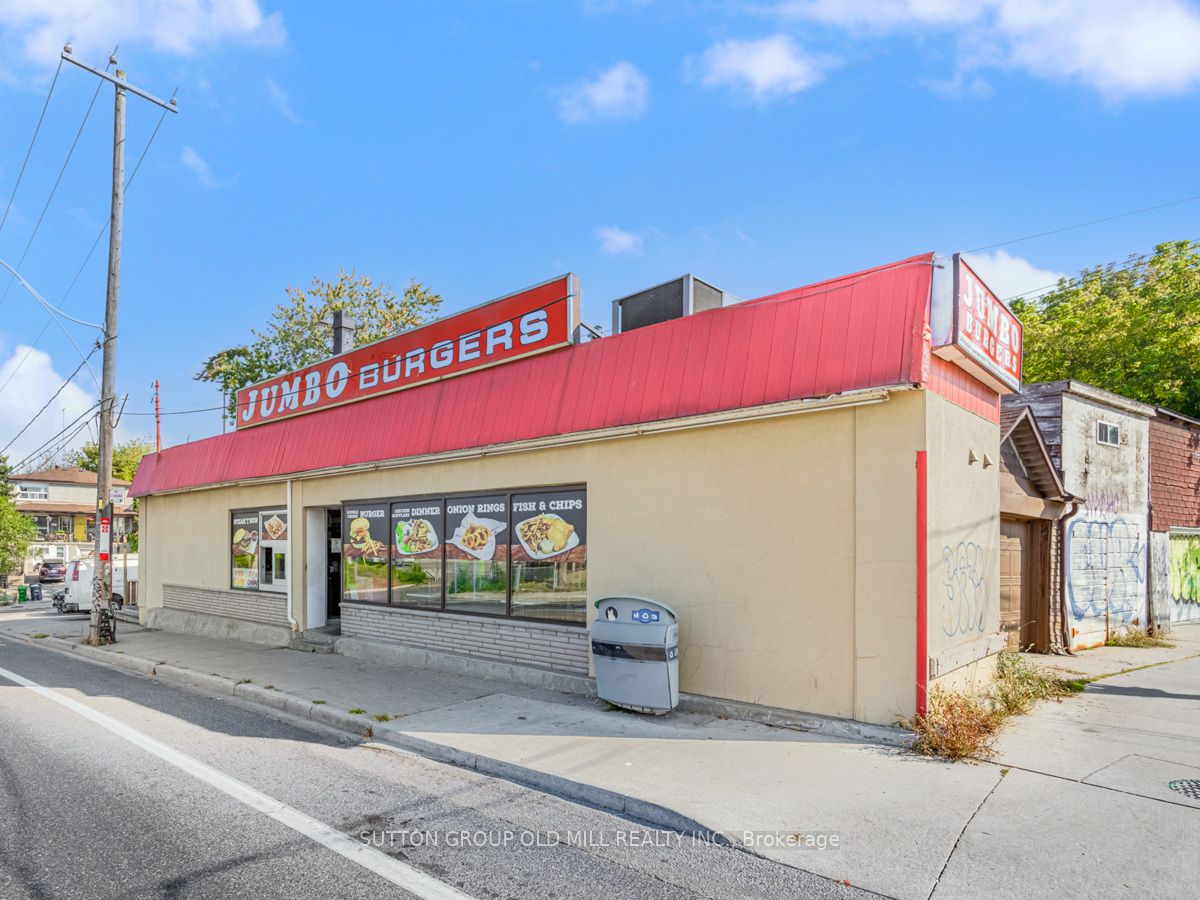 685 Runnymede Road Property Photo 28