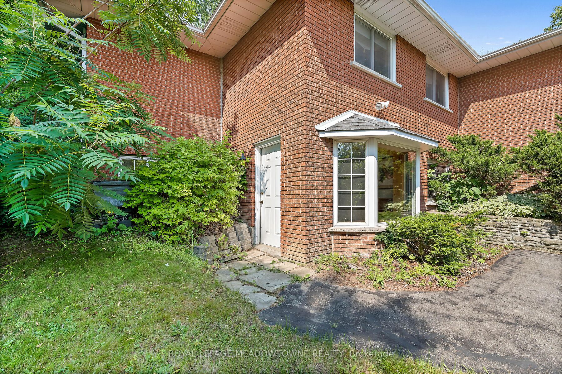 12506 Eighth Line Property Photo 28