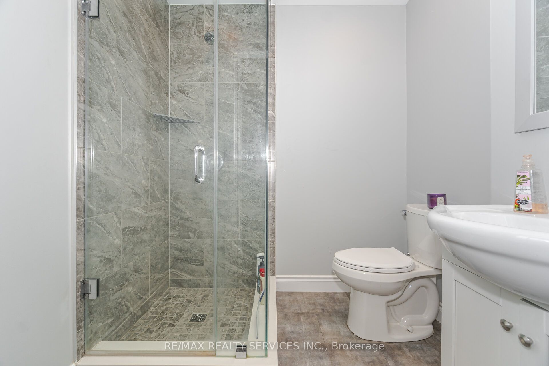 32 Caledon Street Property Photo 18