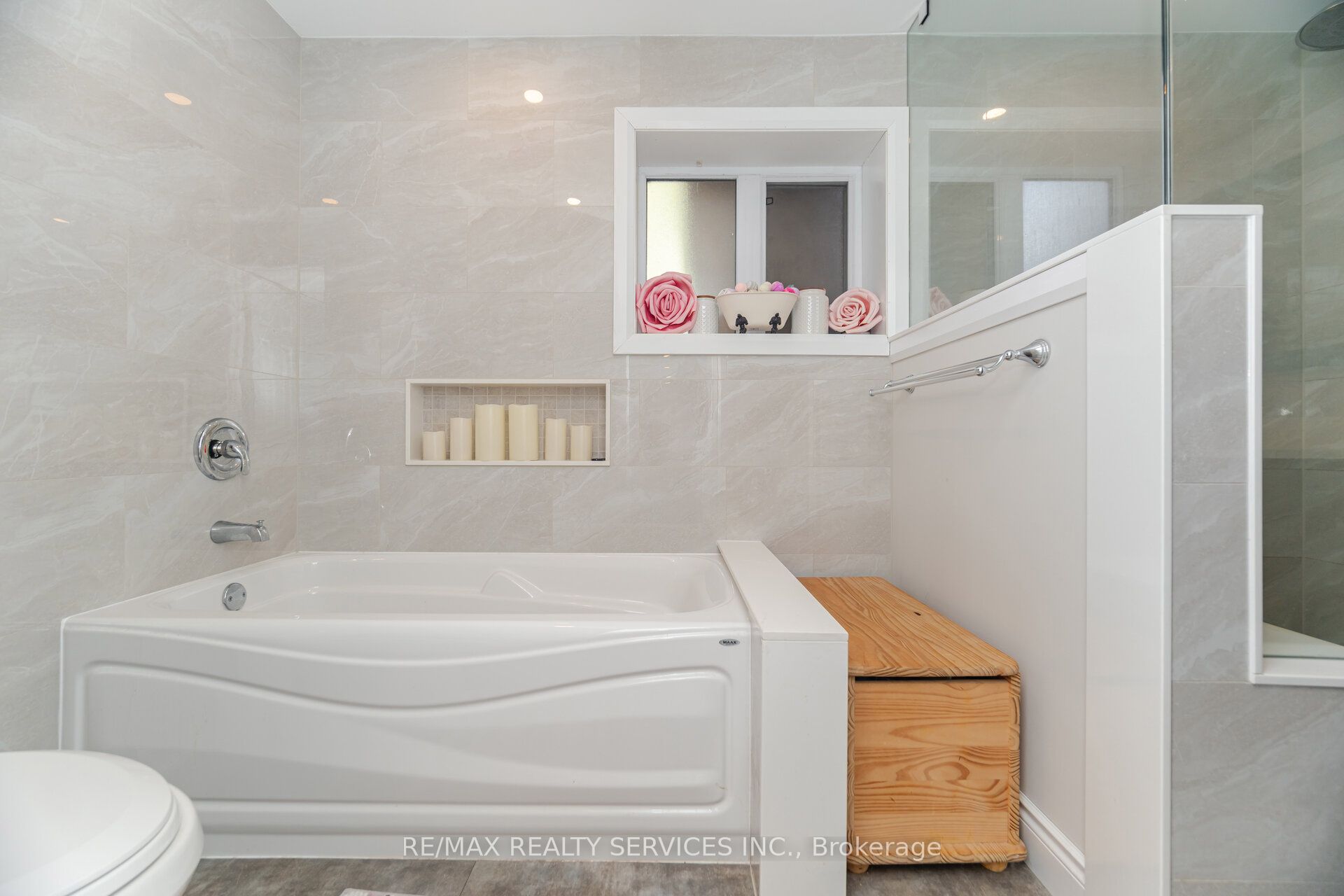 32 Caledon Street Property Photo 25