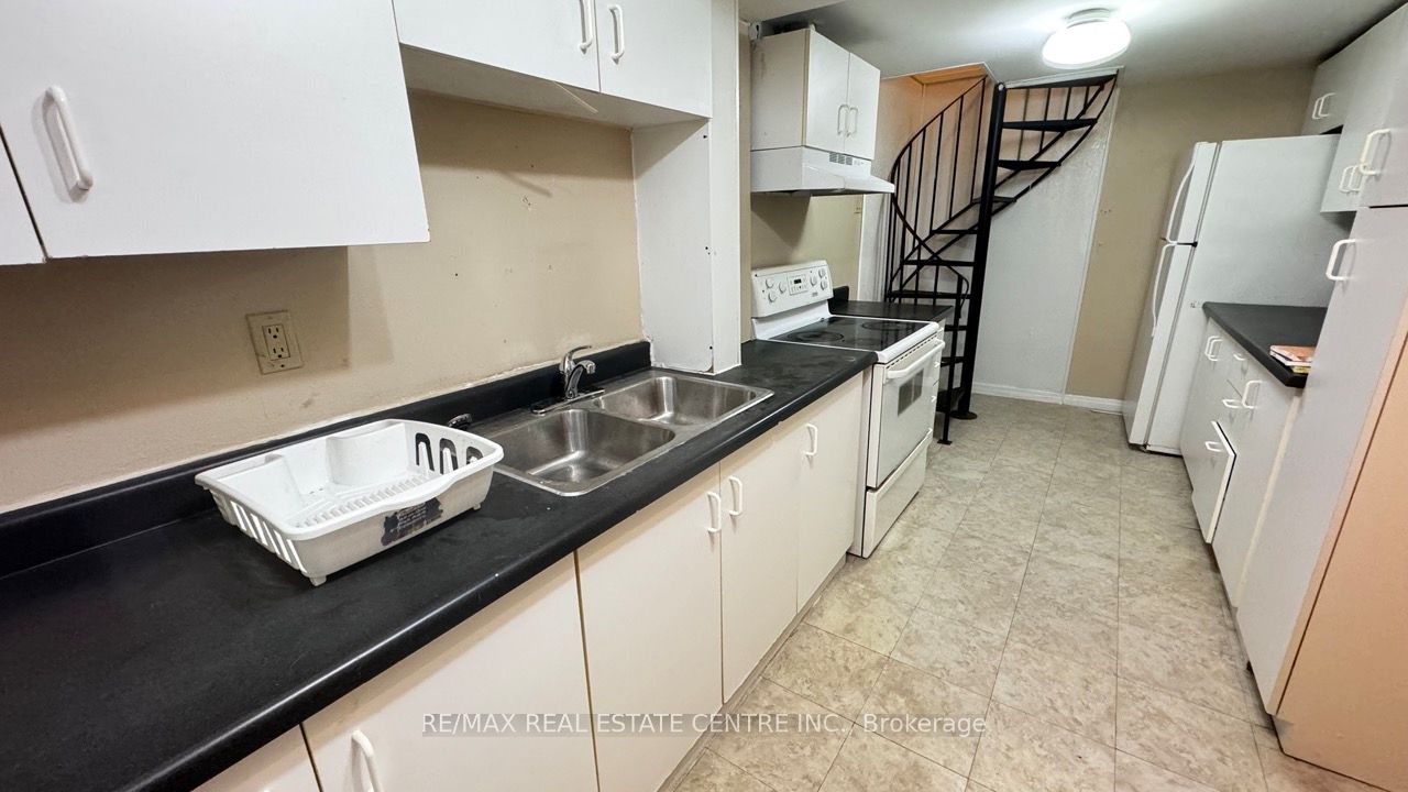 45 Wexford Road Property Photo 7