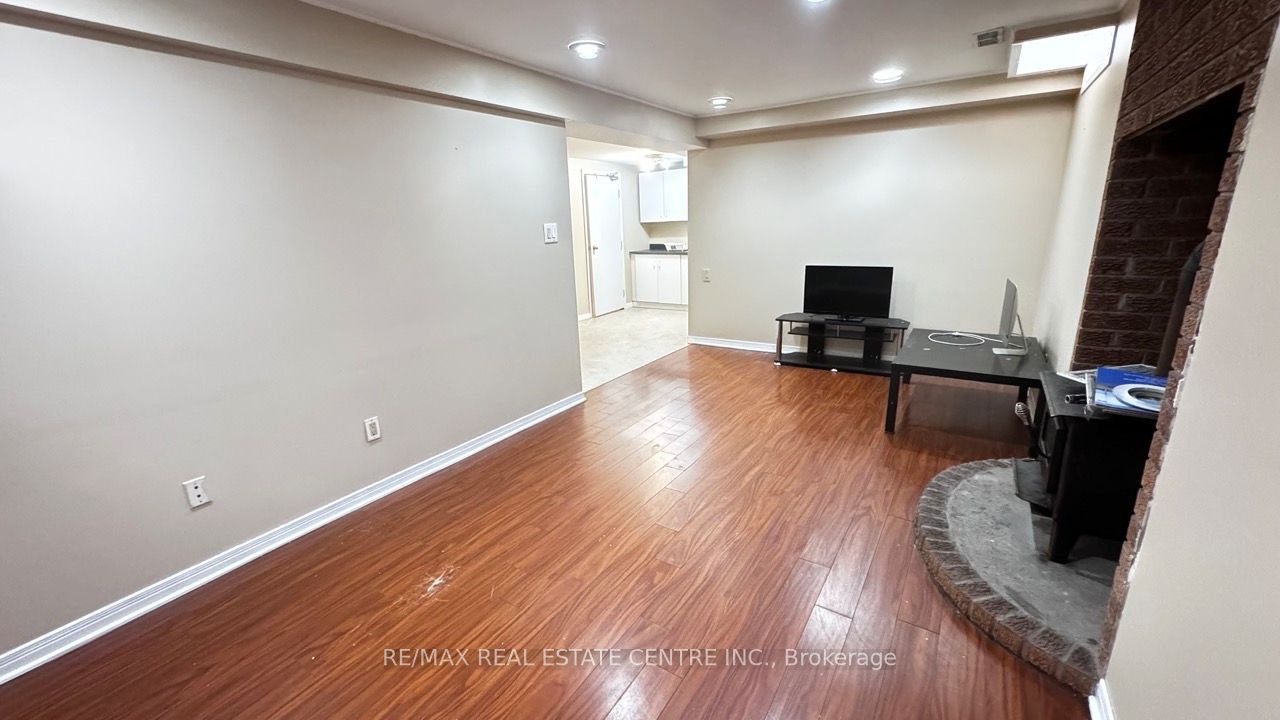 45 Wexford Road Property Photo 11