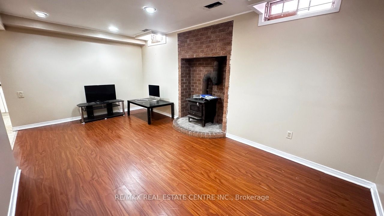 45 Wexford Road Property Photo 12