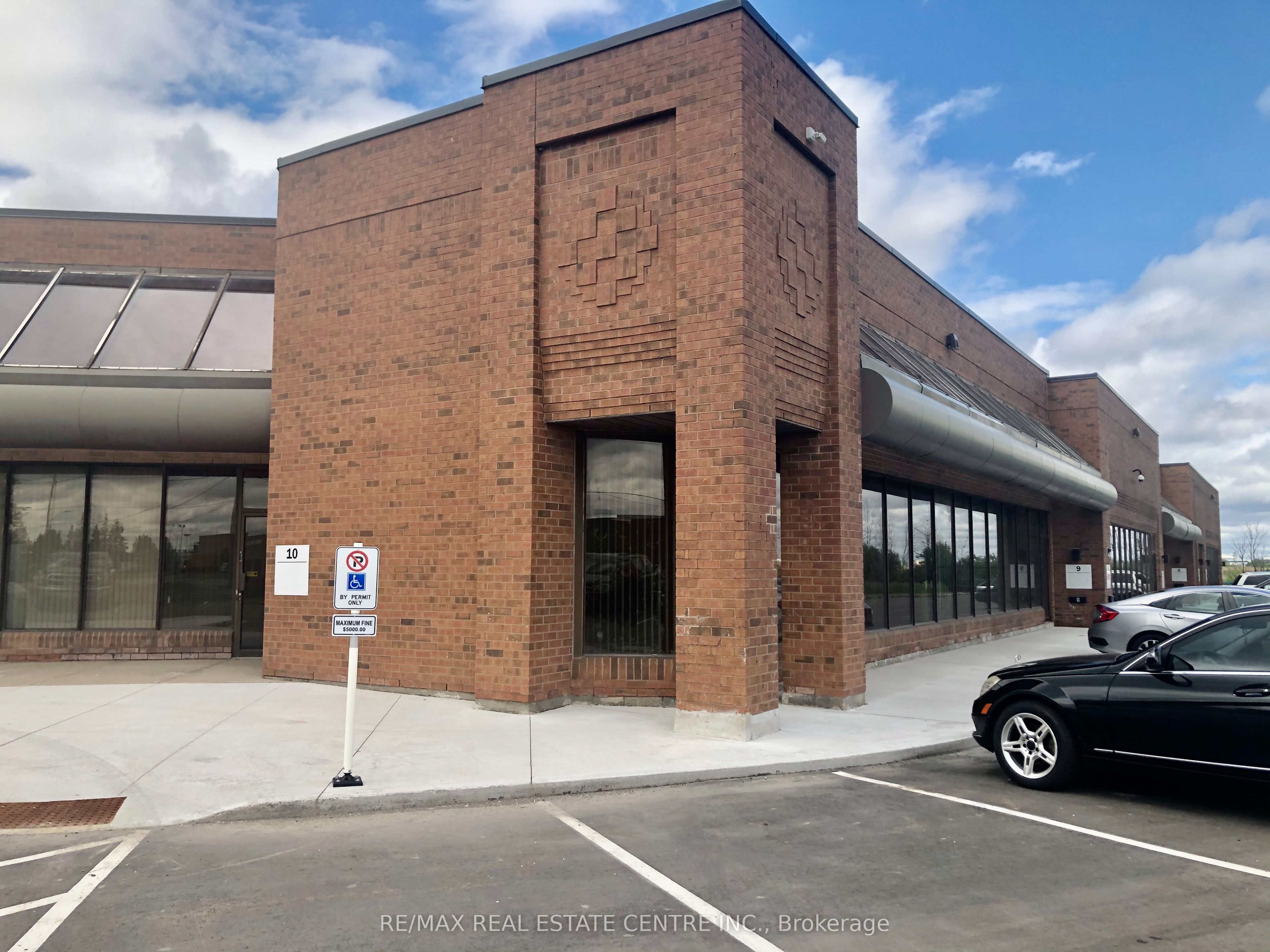 5775 Atlantic Drive 10 Property Photo 2