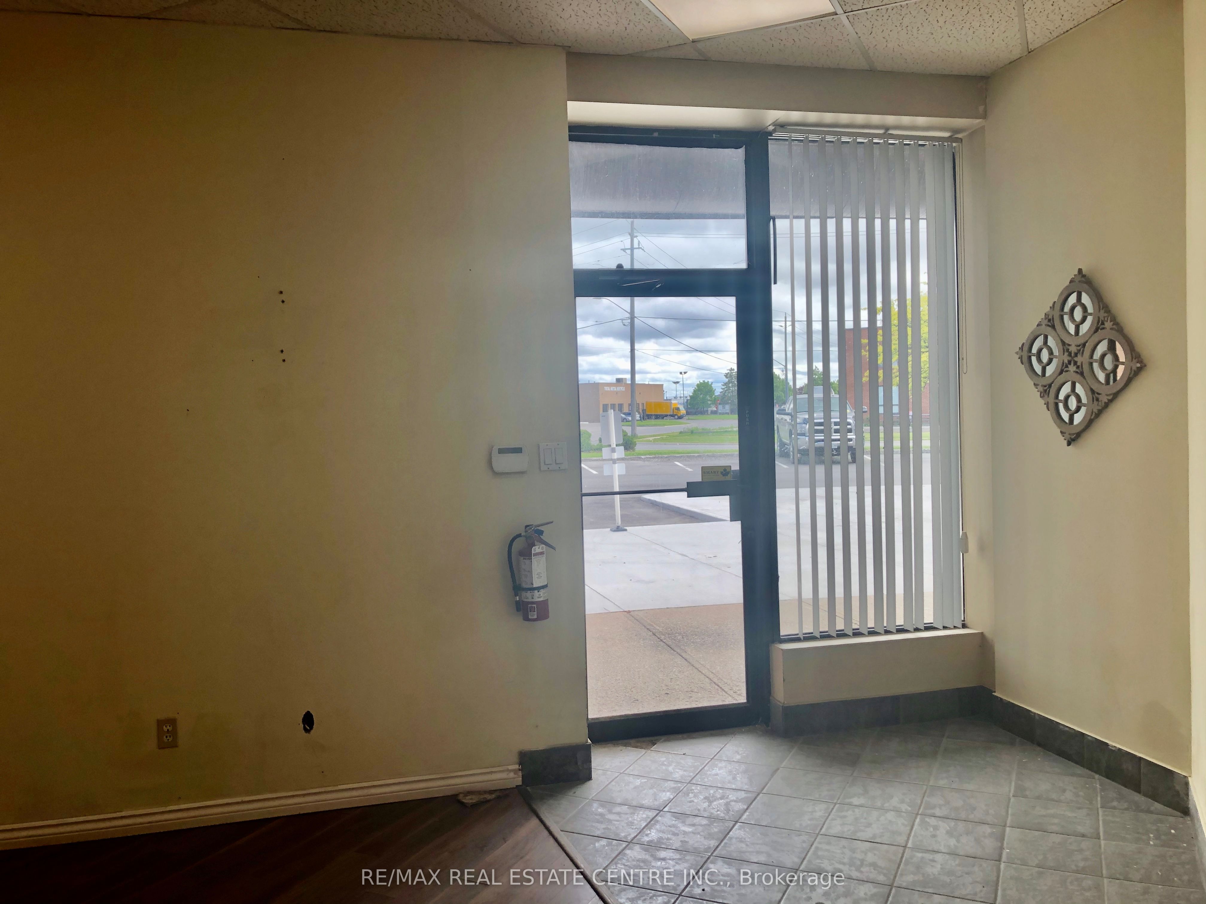 5775 Atlantic Drive 10 Property Photo 4