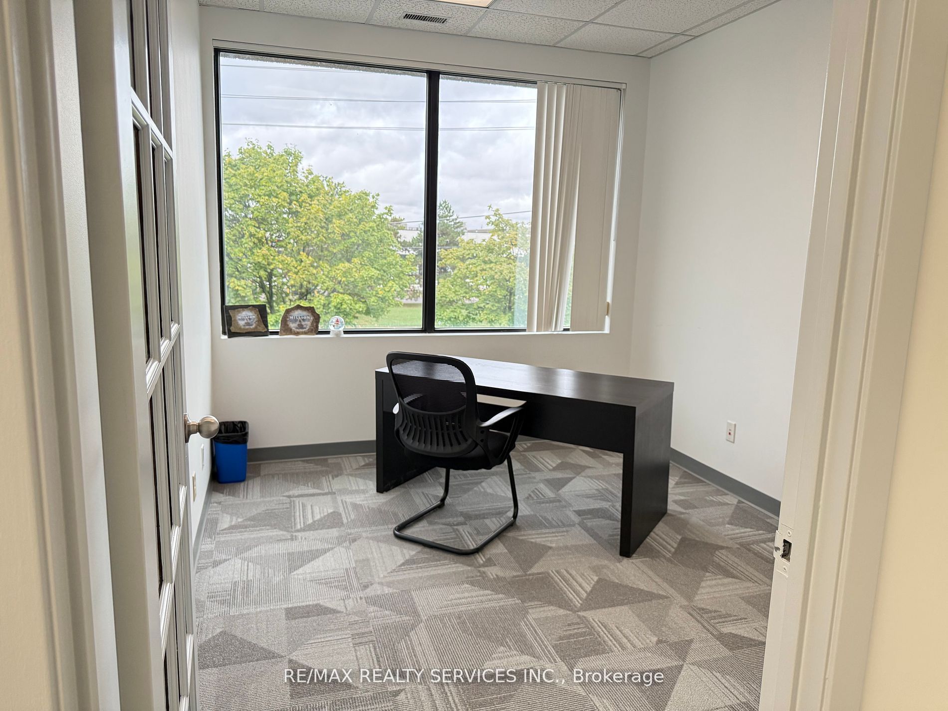 6705 Tomken Rd Road 217 Property Photo 3