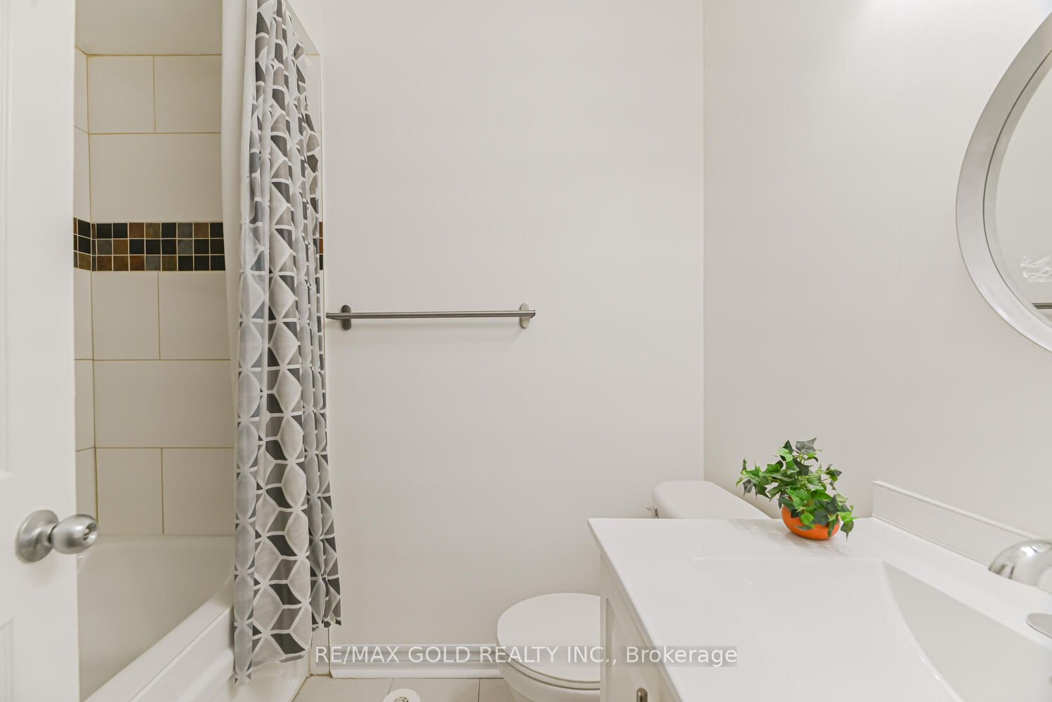 50 Strathaven Drive 14 Property Photo 22