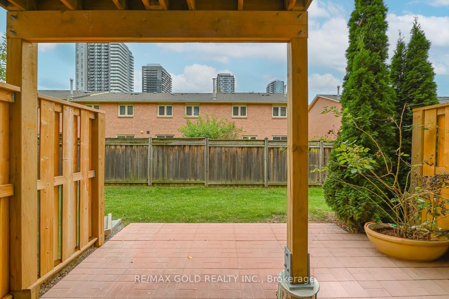 50 Strathaven Drive 14 Property Photo 27