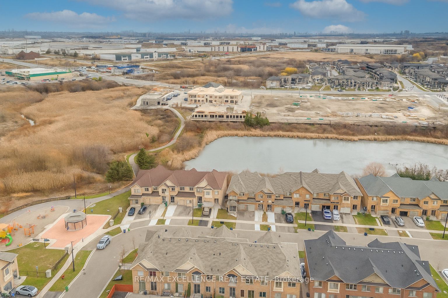 38 Davenfield Circle Property Photo 1