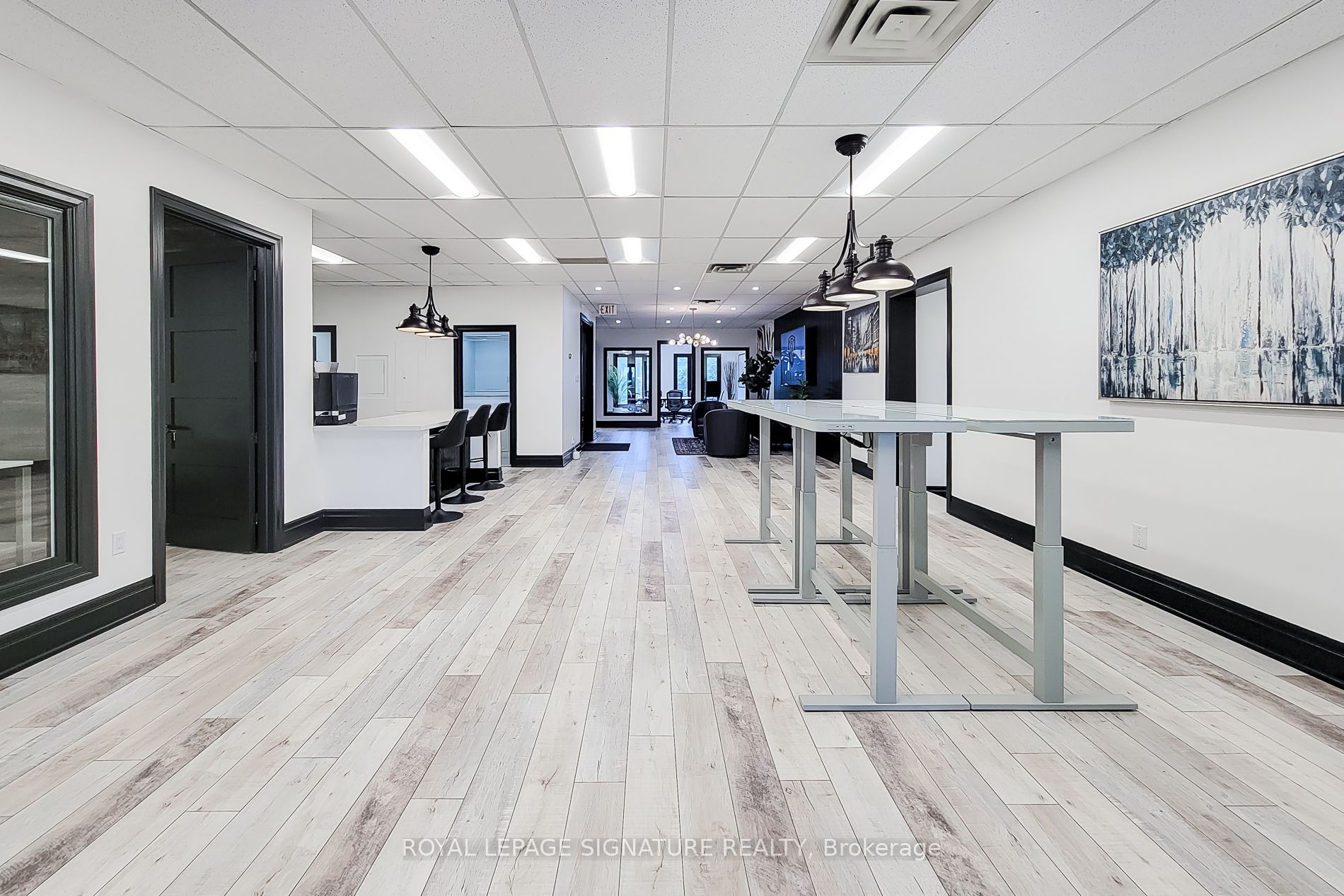 414 N Service Rd E Property Photo 13