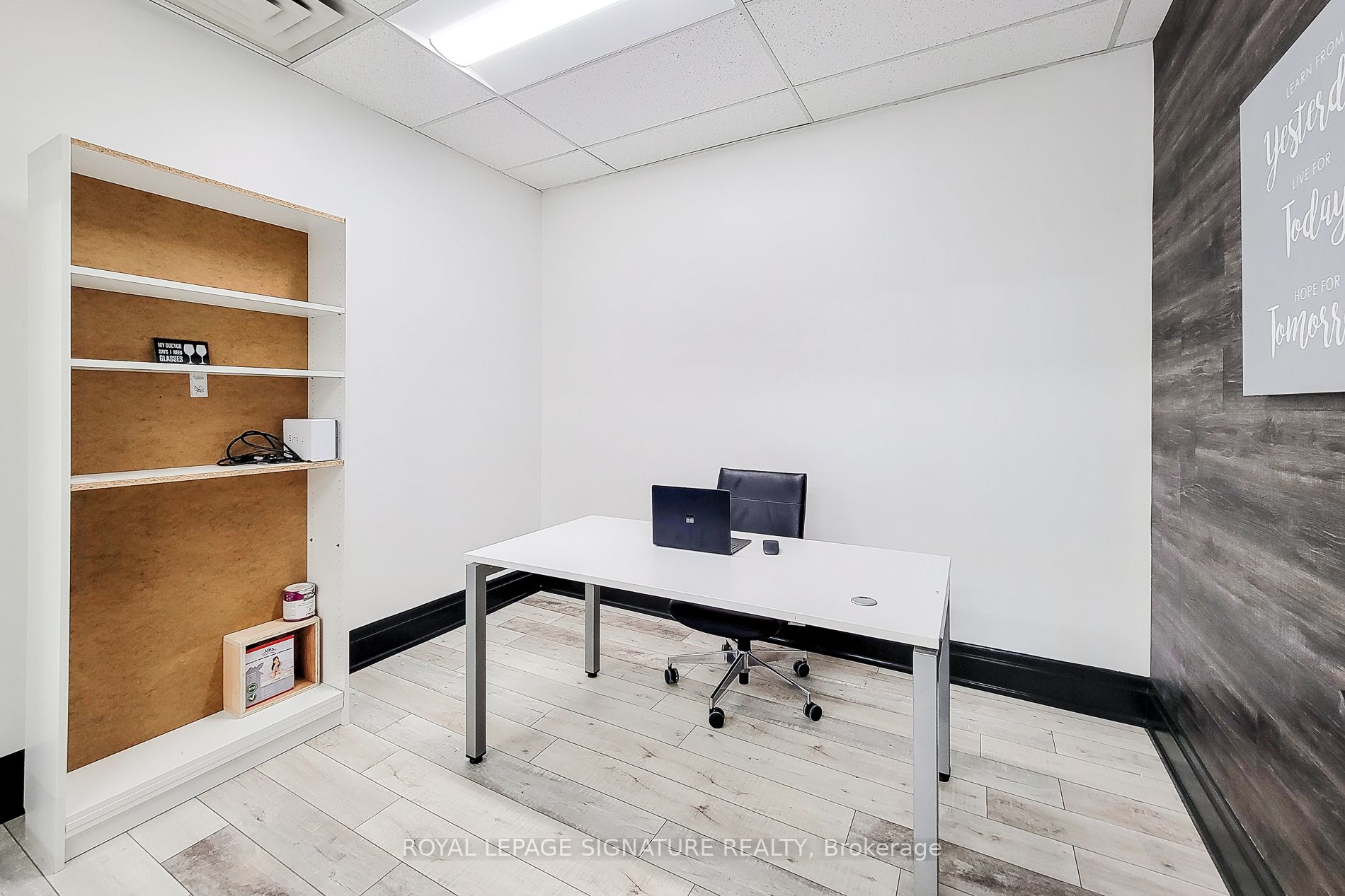 414 N Service Rd E Property Photo 20