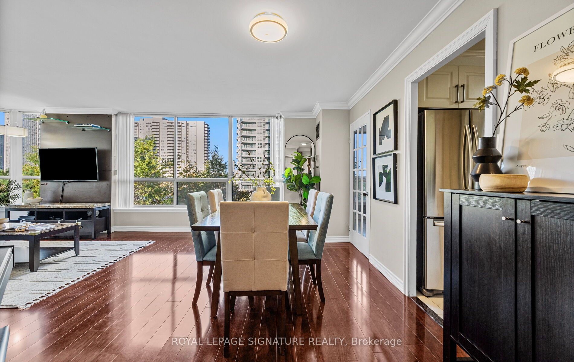 55 Elm Drive W 405 Property Photo 9