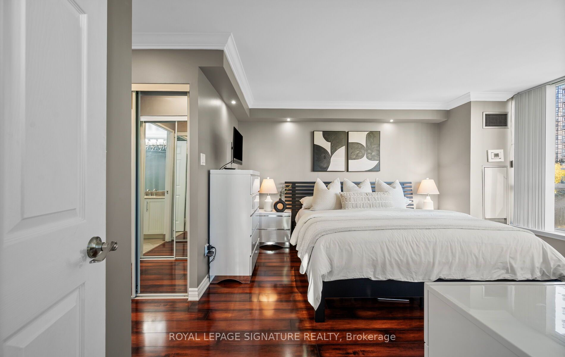 55 Elm Drive W 405 Property Photo 14