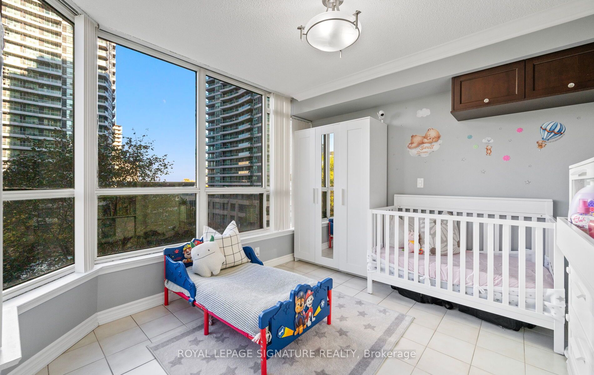 55 Elm Drive W 405 Property Photo 24