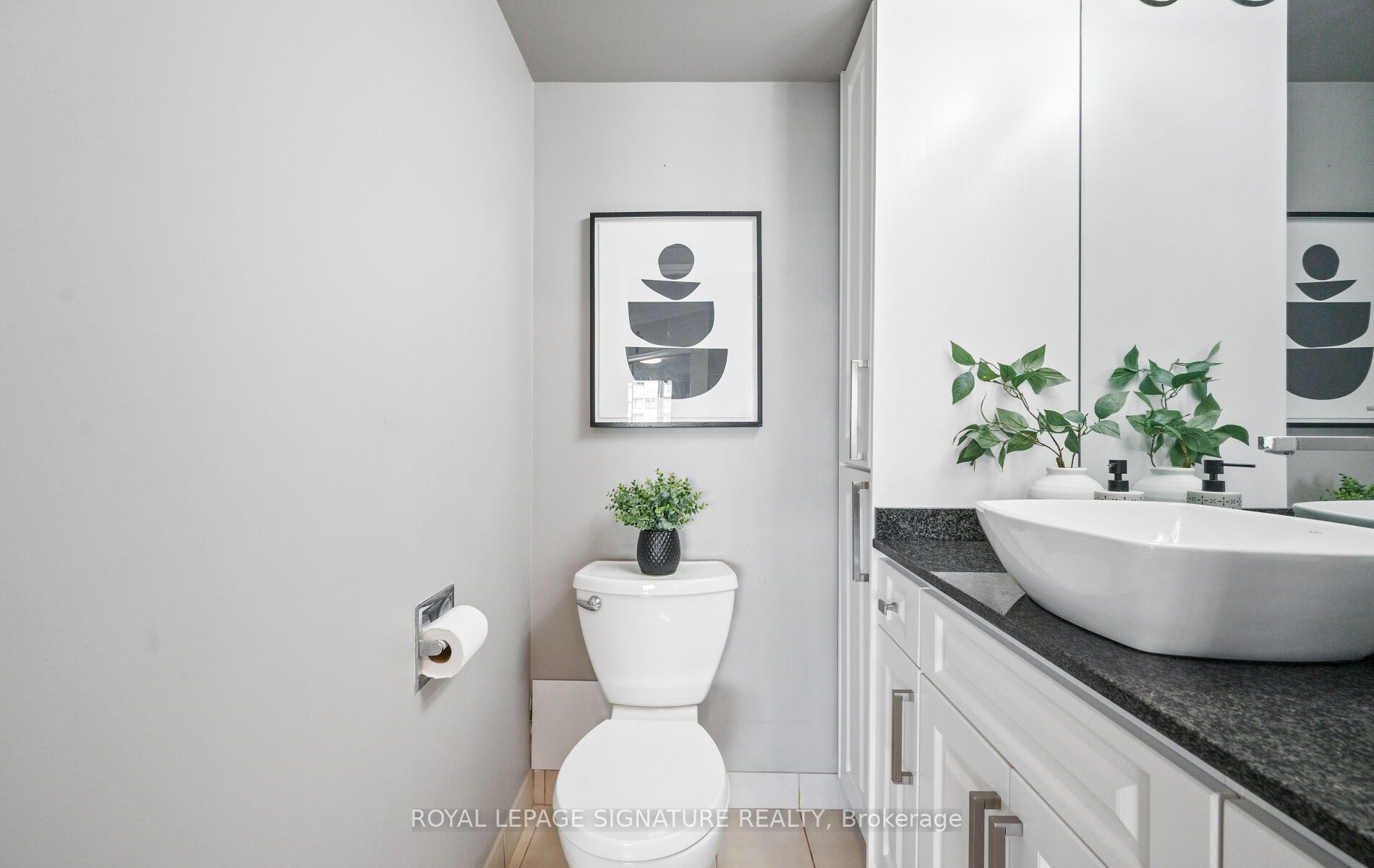 55 Elm Drive W 405 Property Photo 25