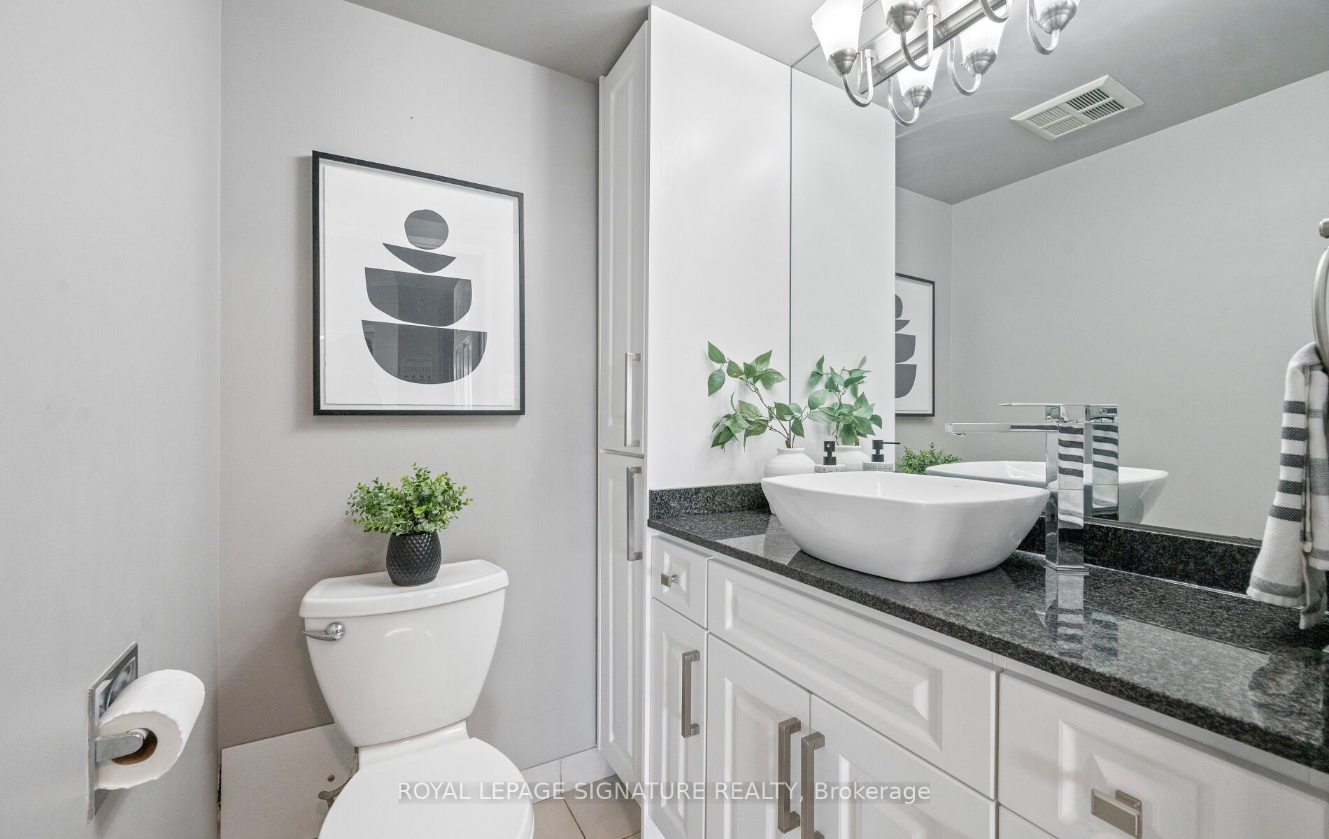 55 Elm Drive W 405 Property Photo 26