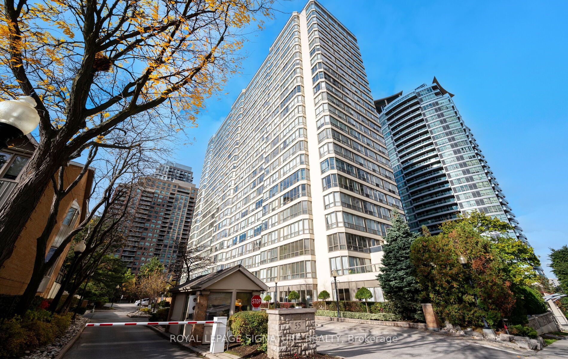 55 Elm Drive W 405 Property Photo 30