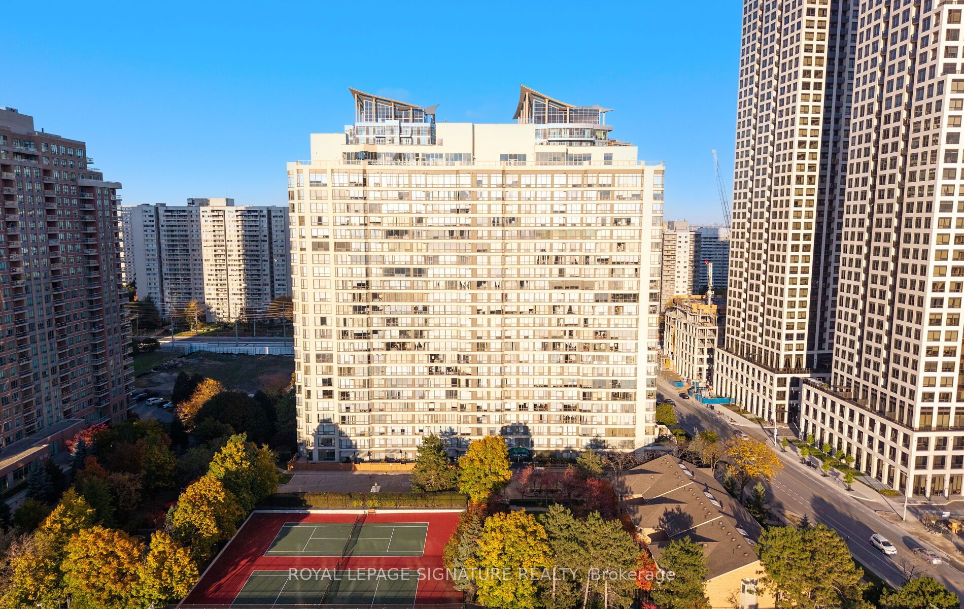 55 Elm Drive W 405 Property Photo 34