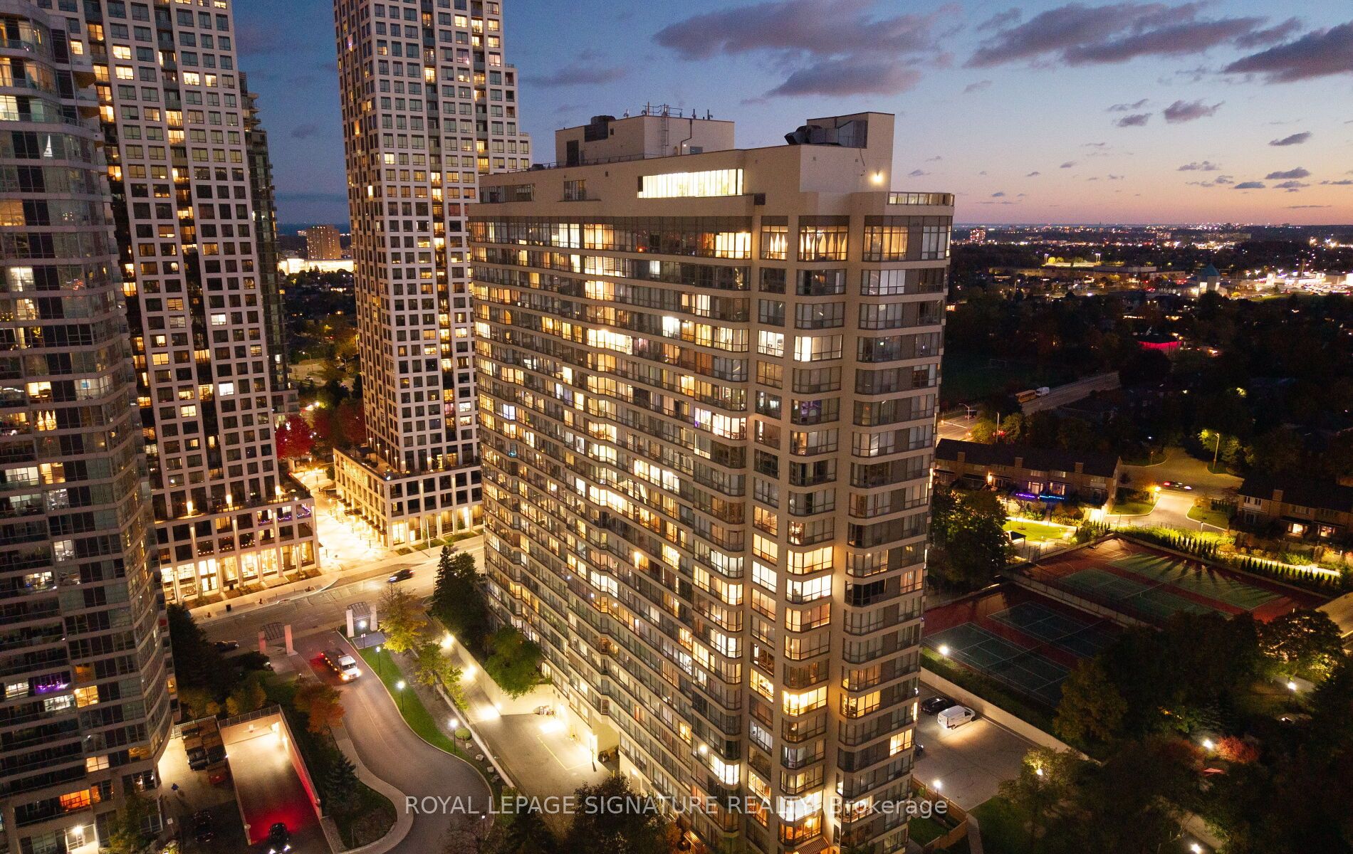 55 Elm Drive W 405 Property Photo 43