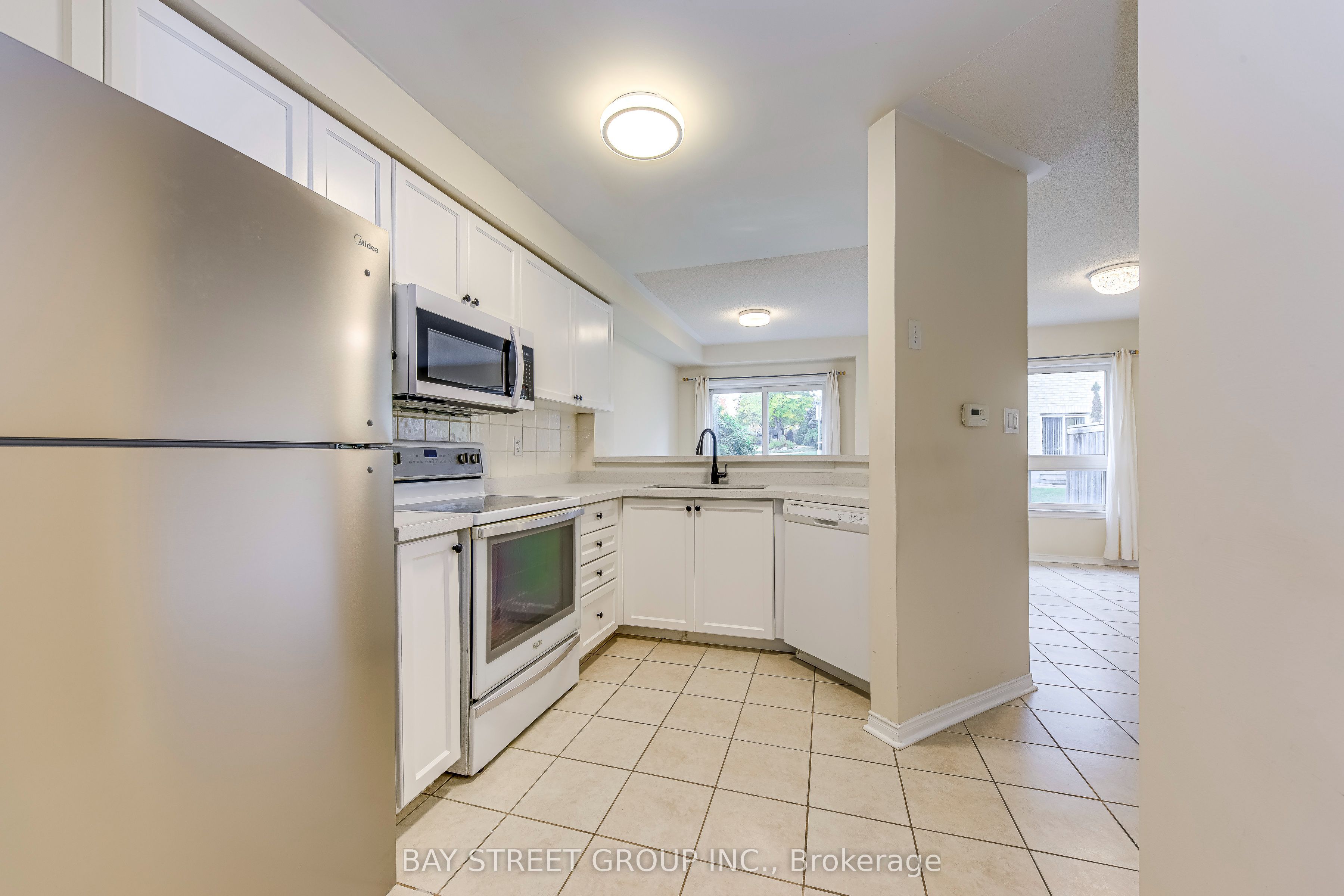 5260 Mcfarren Boulevard 102 Property Photo 6