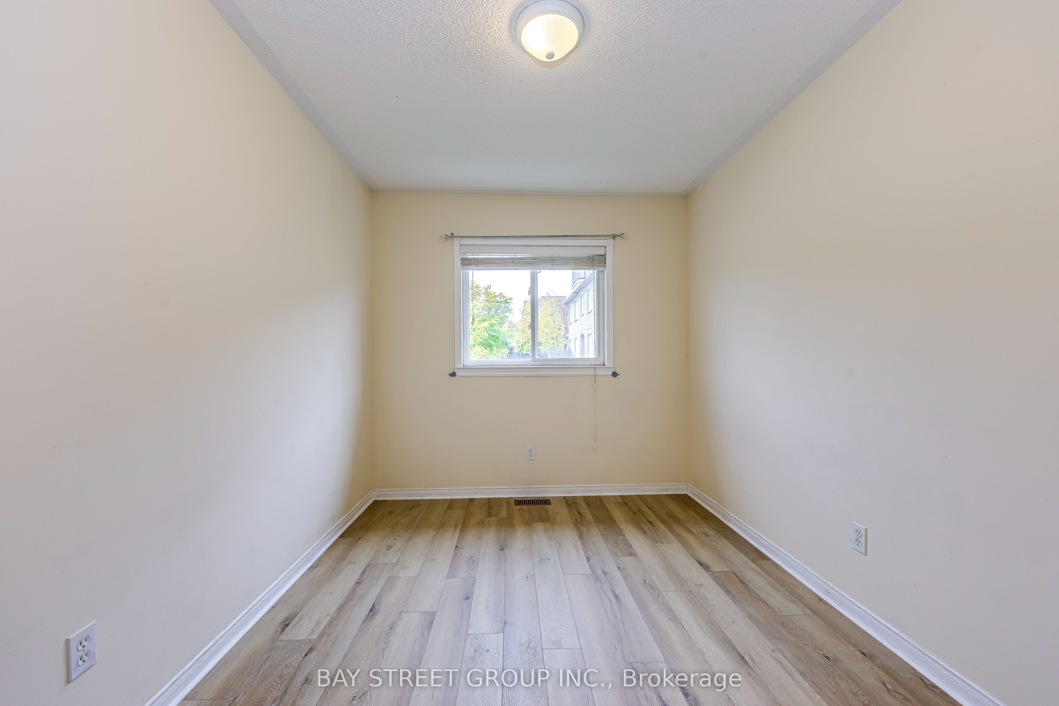 5260 Mcfarren Boulevard 102 Property Photo 26