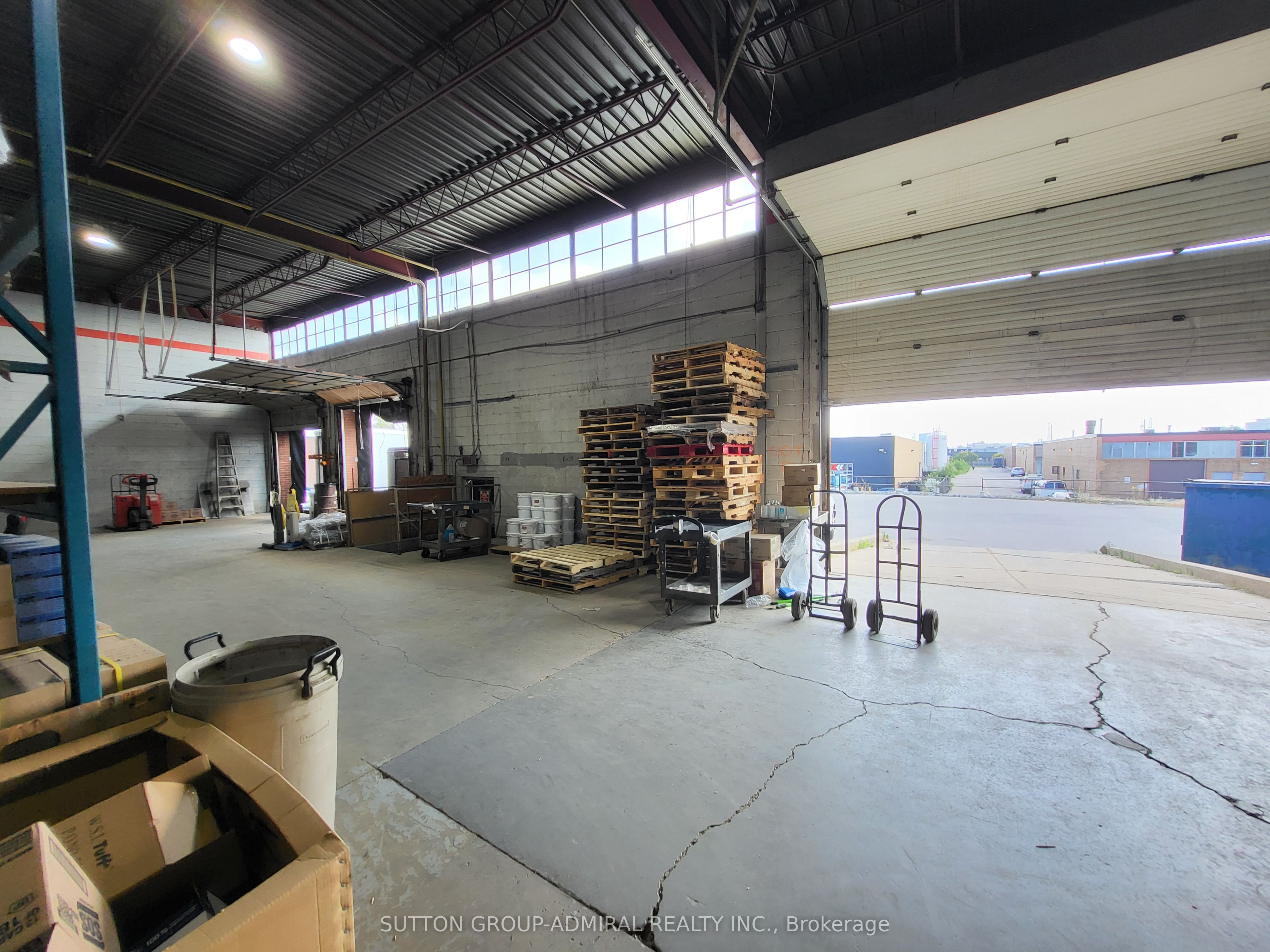 215 Dolomite Drive Property Photo 14