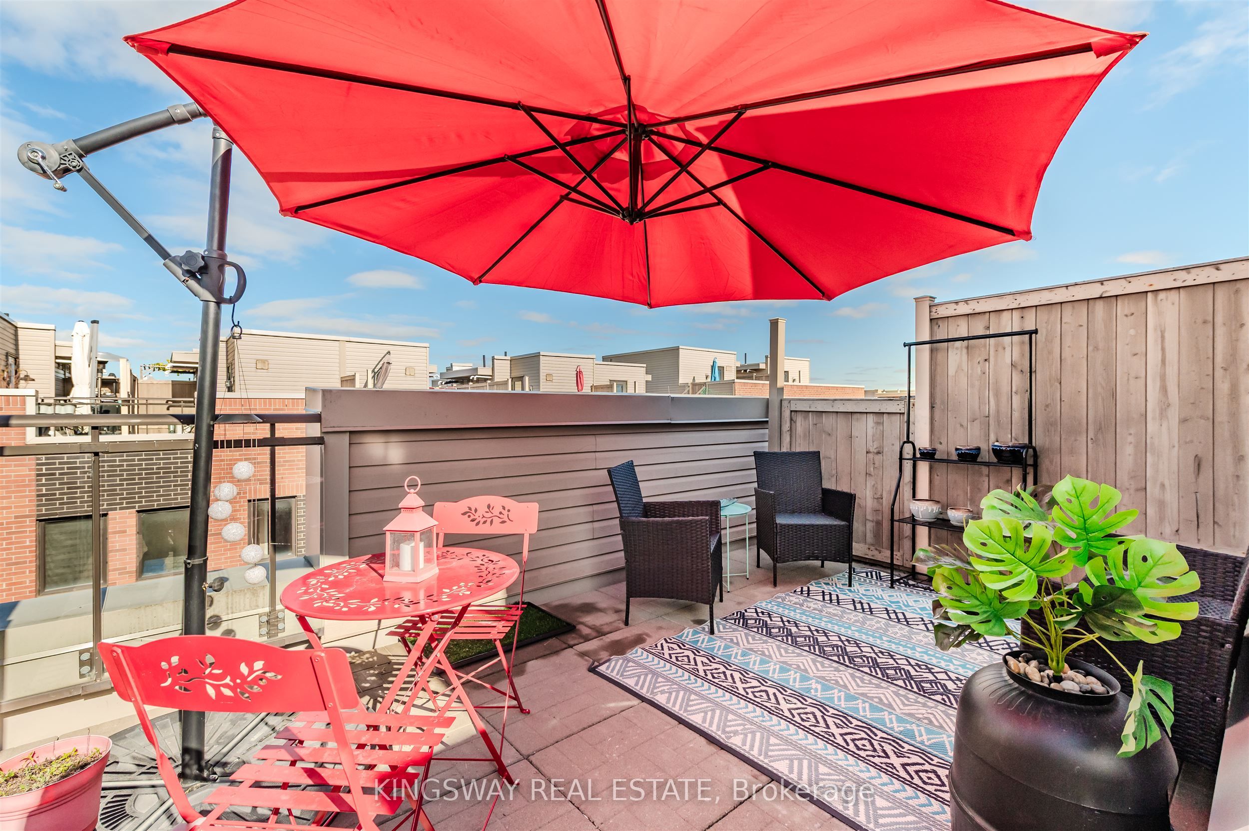 68 Winston Park Boulevard 50 Property Photo 14