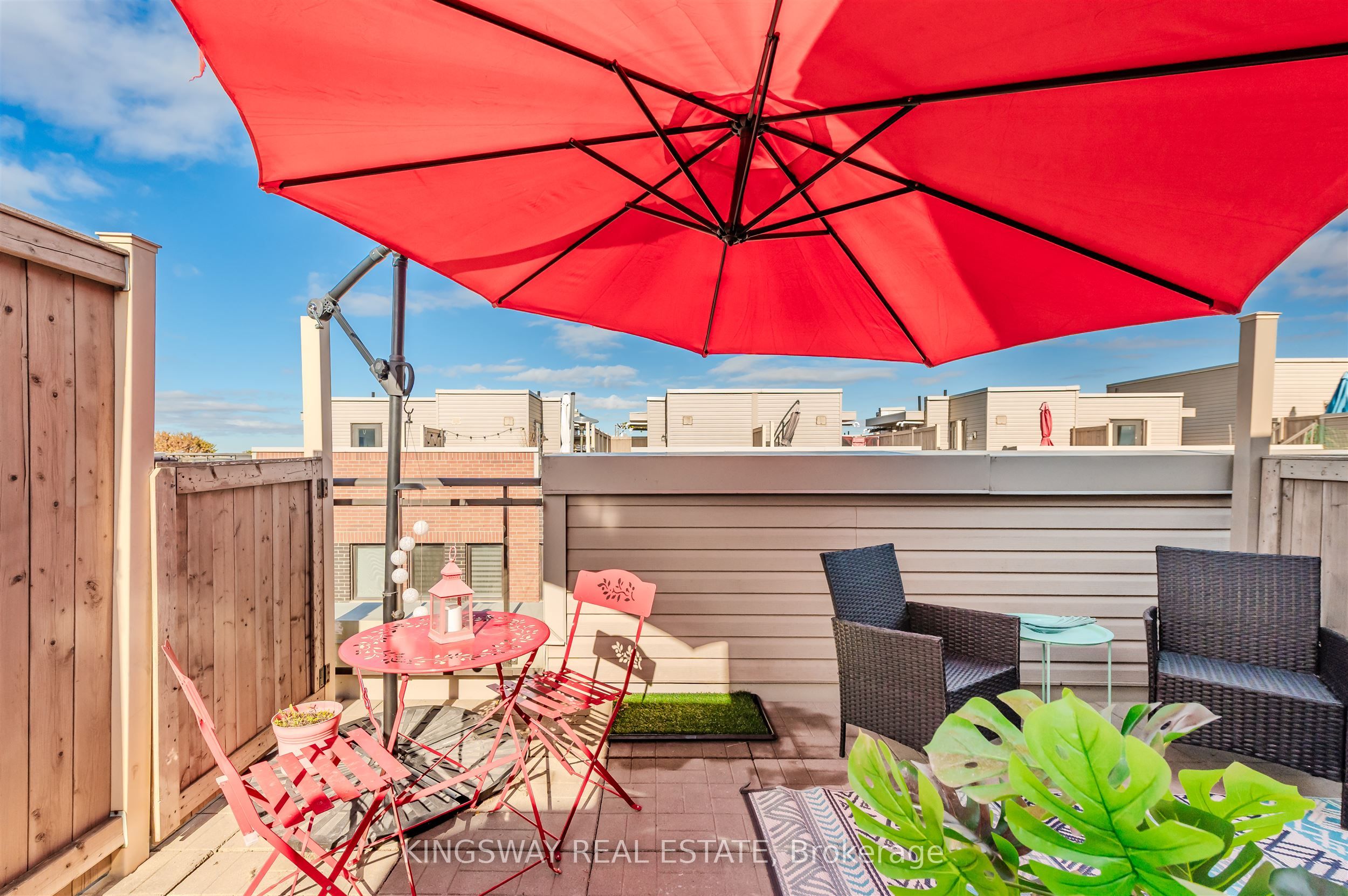 68 Winston Park Boulevard 50 Property Photo 16