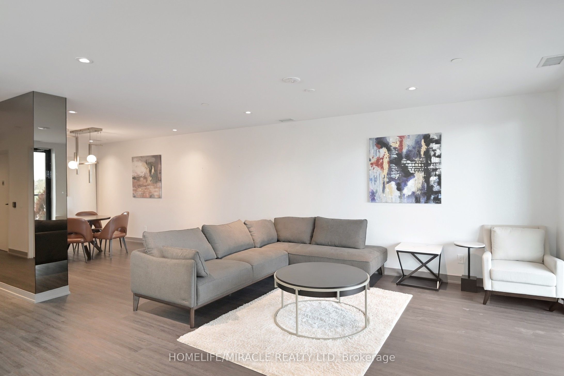 8010 Derry Road 604 Property Photo 34