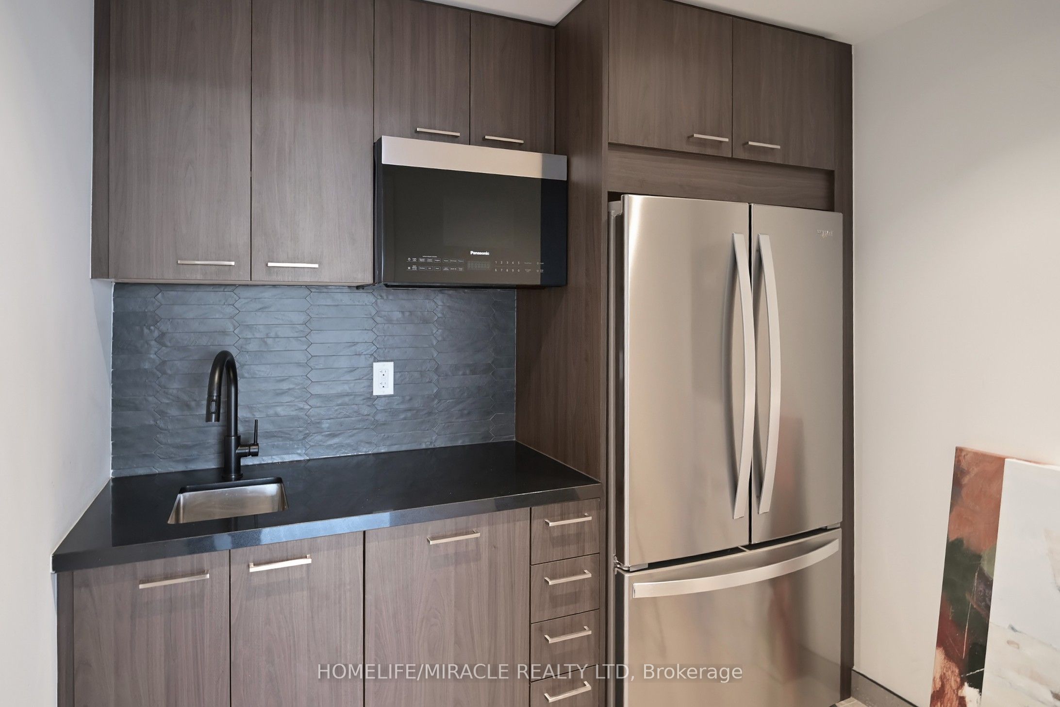 8010 Derry Road 604 Property Photo 36