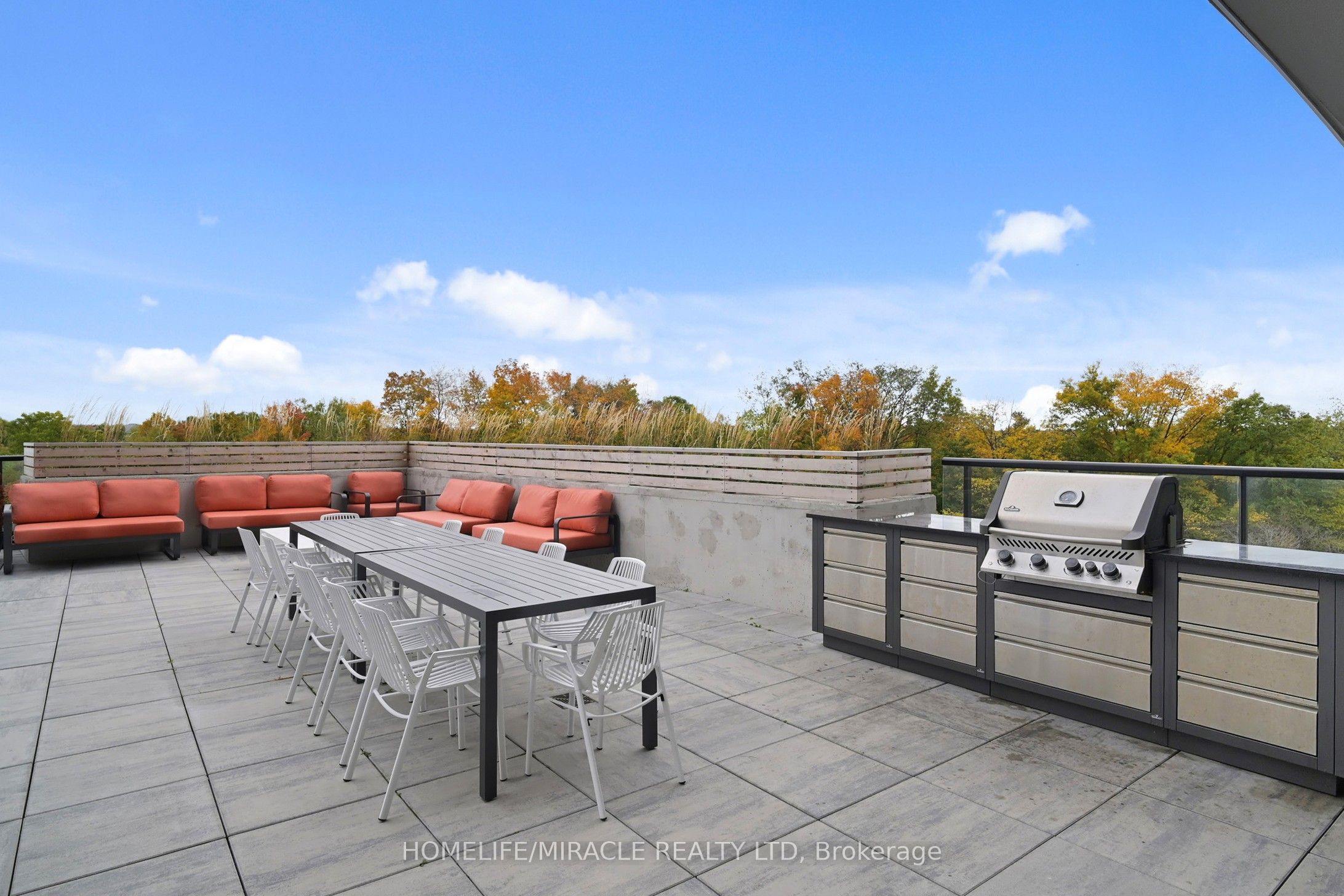 8010 Derry Road 604 Property Photo 40