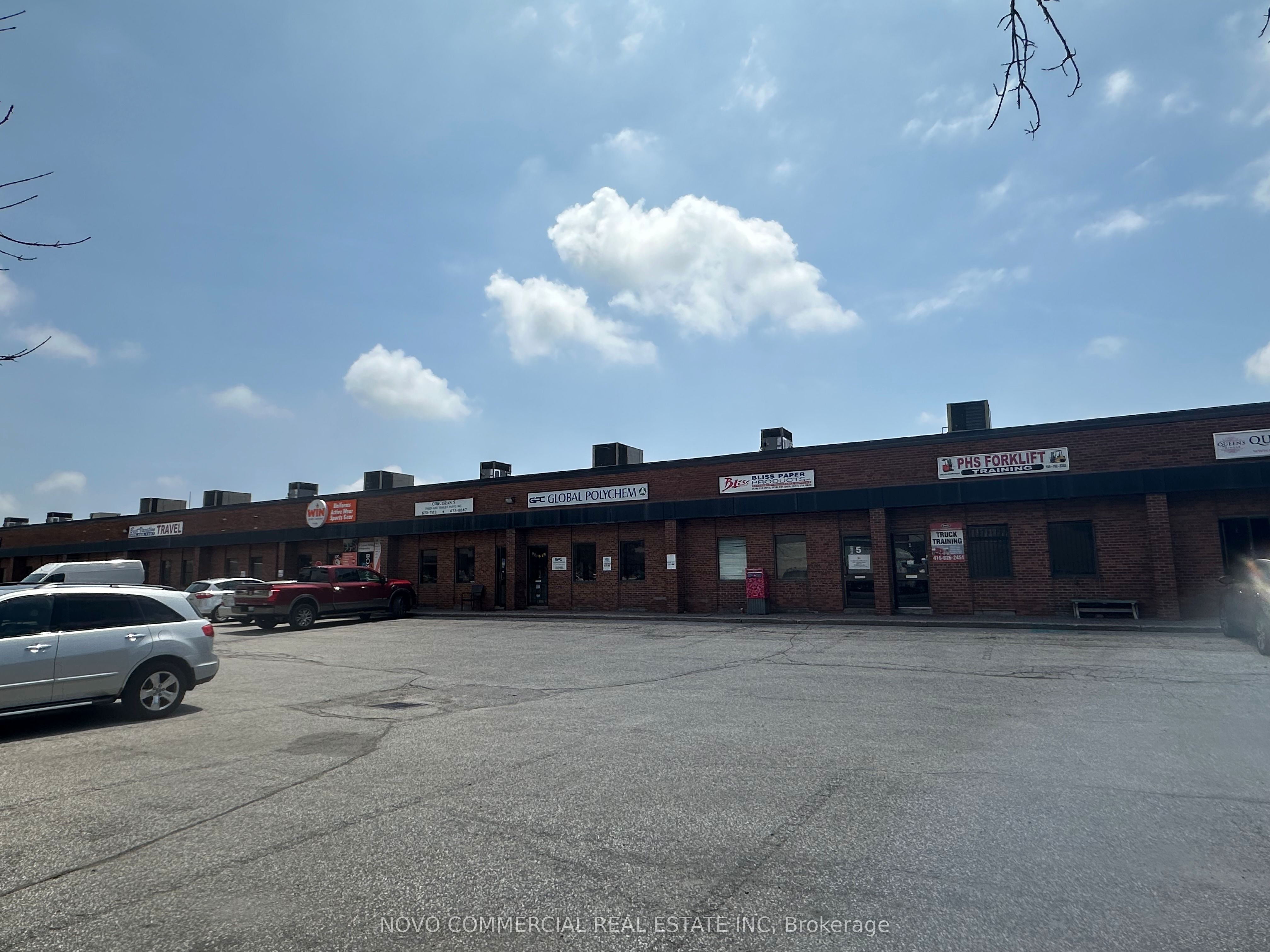 7150 Torbram Rd Property Photo 1