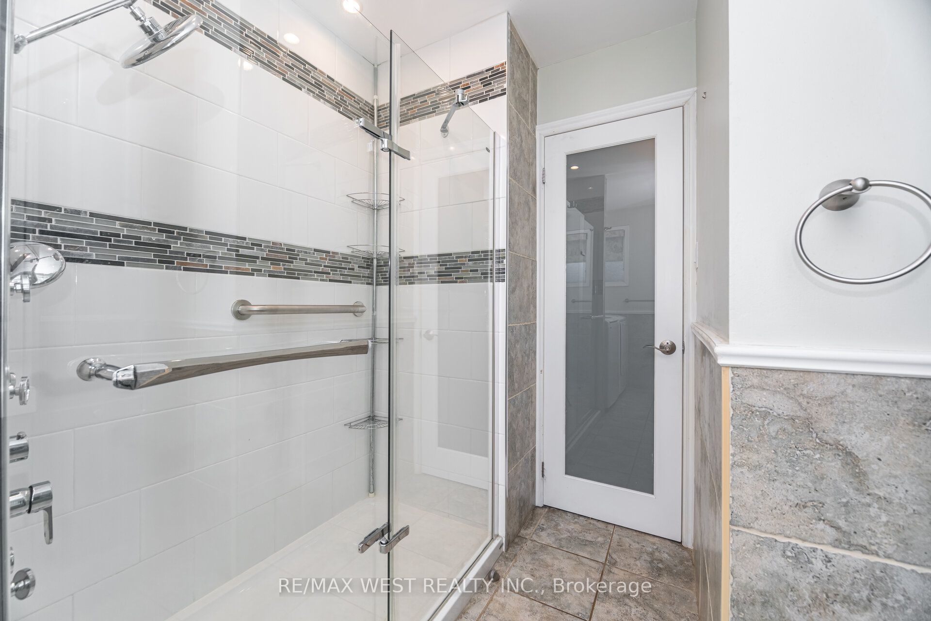 47 Elizabeth Street Property Photo 16