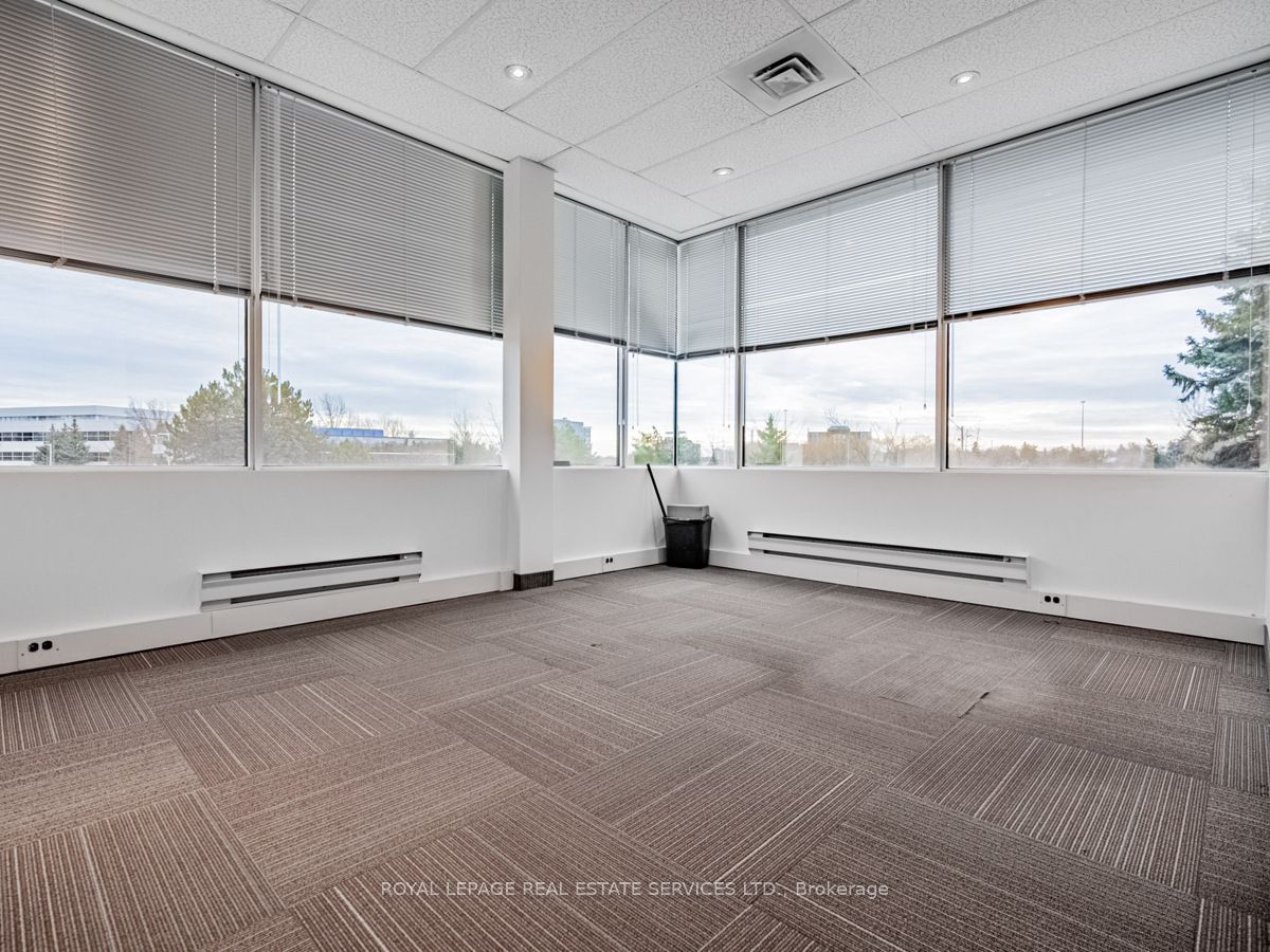 2180 Meadowvale Boulevard 200a Property Photo 16