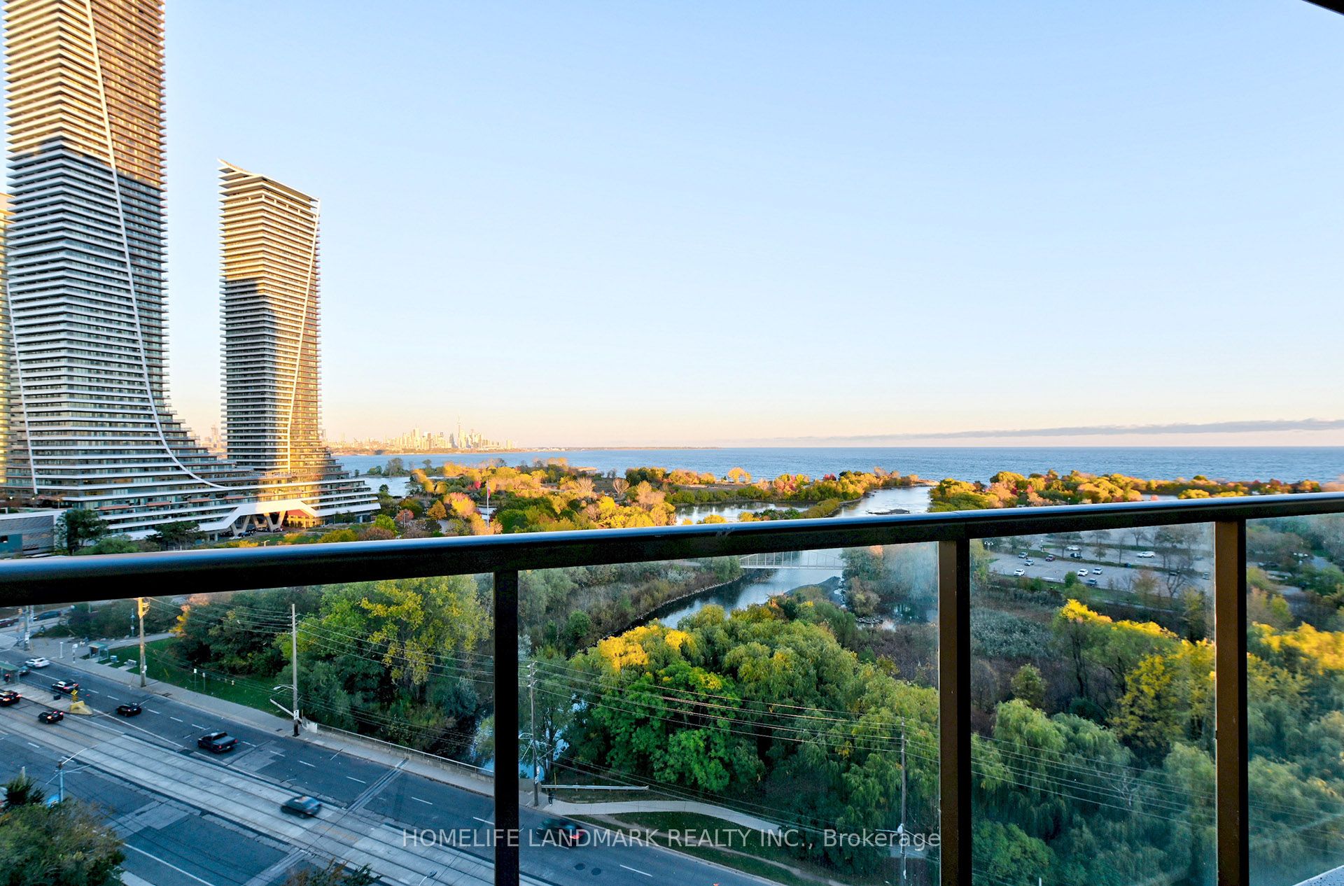 2230 Lakeshore Boulevard W 1206 Property Photo 17