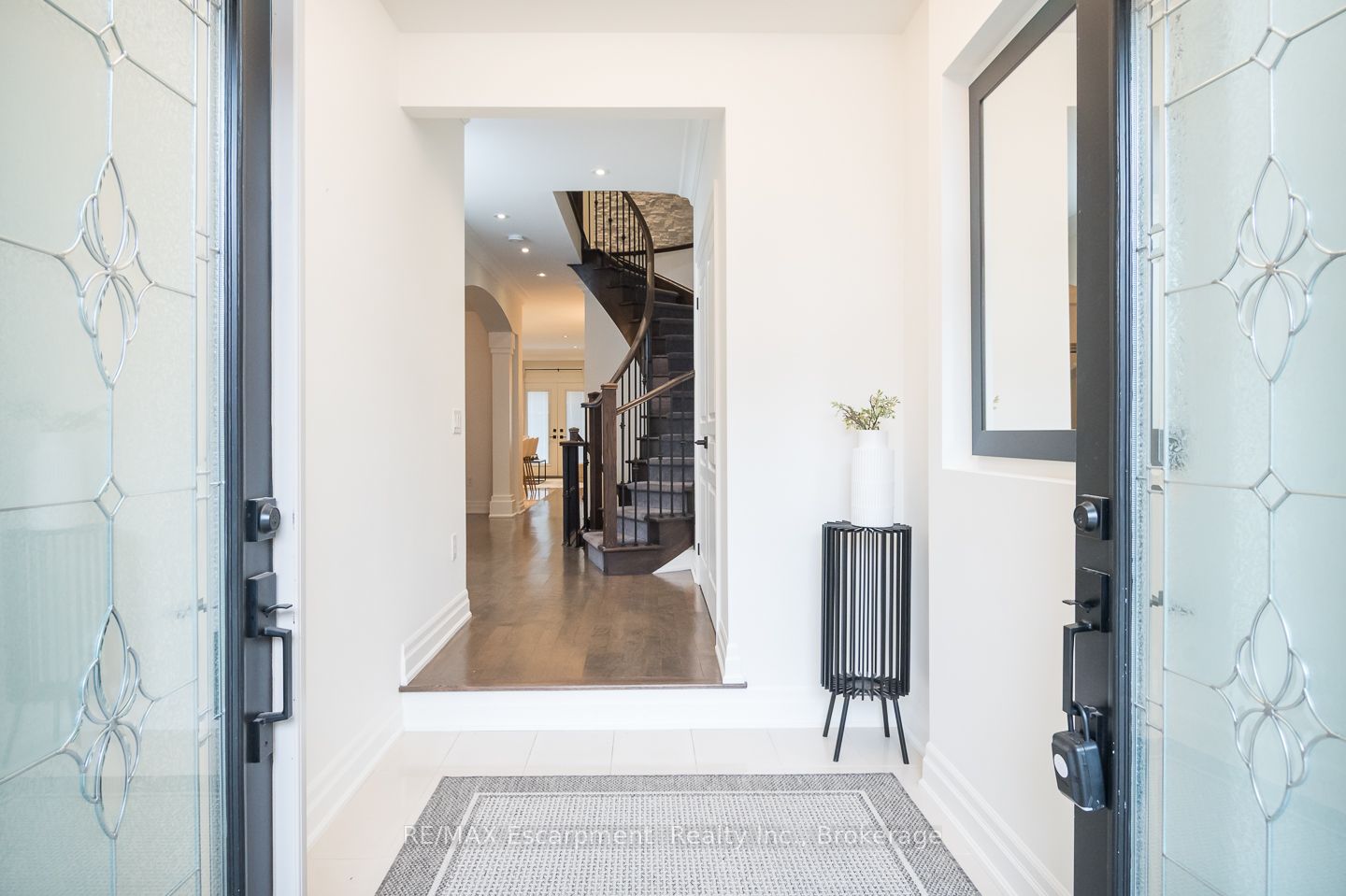 2334 Wuthering Heights Way Property Photo 3