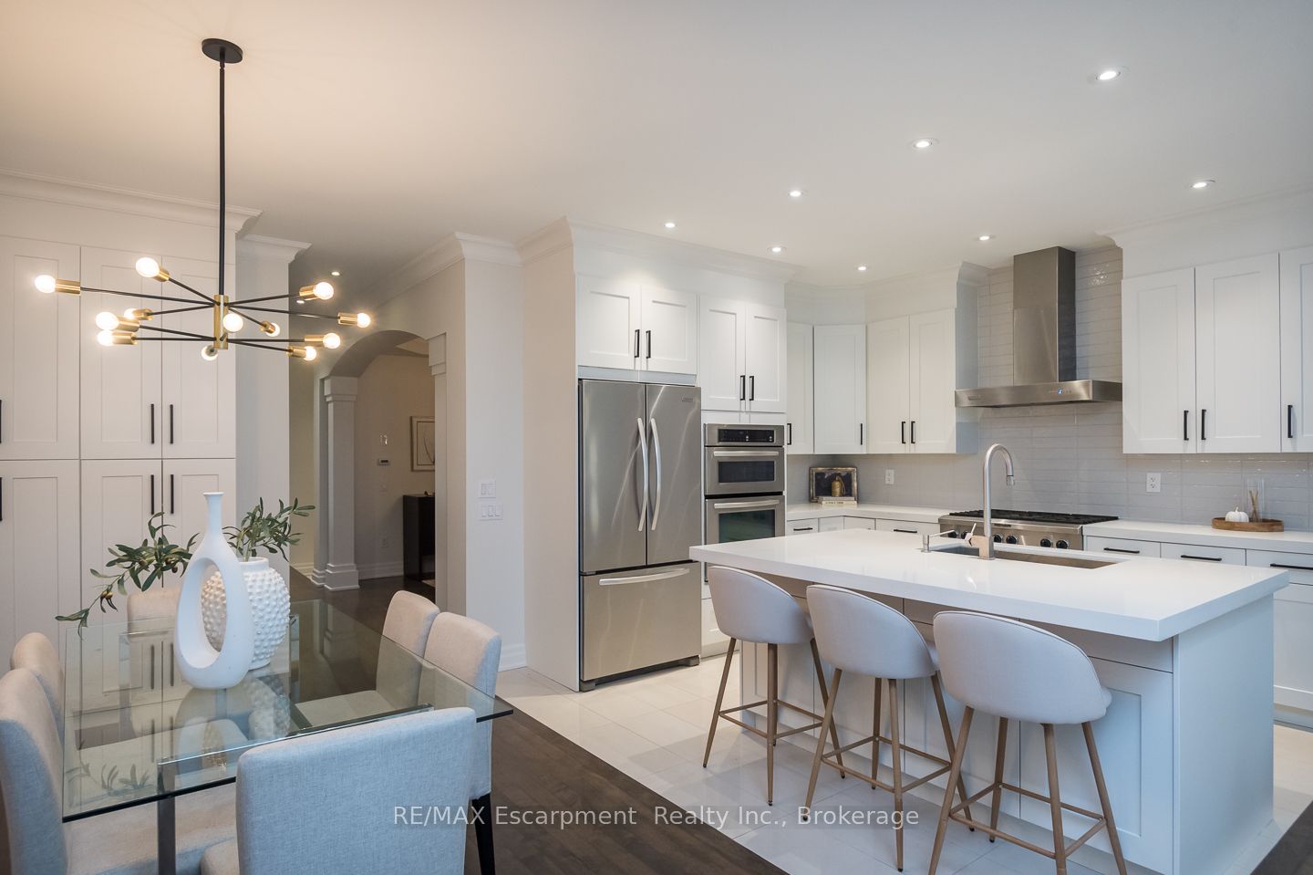 2334 Wuthering Heights Way Property Photo 15