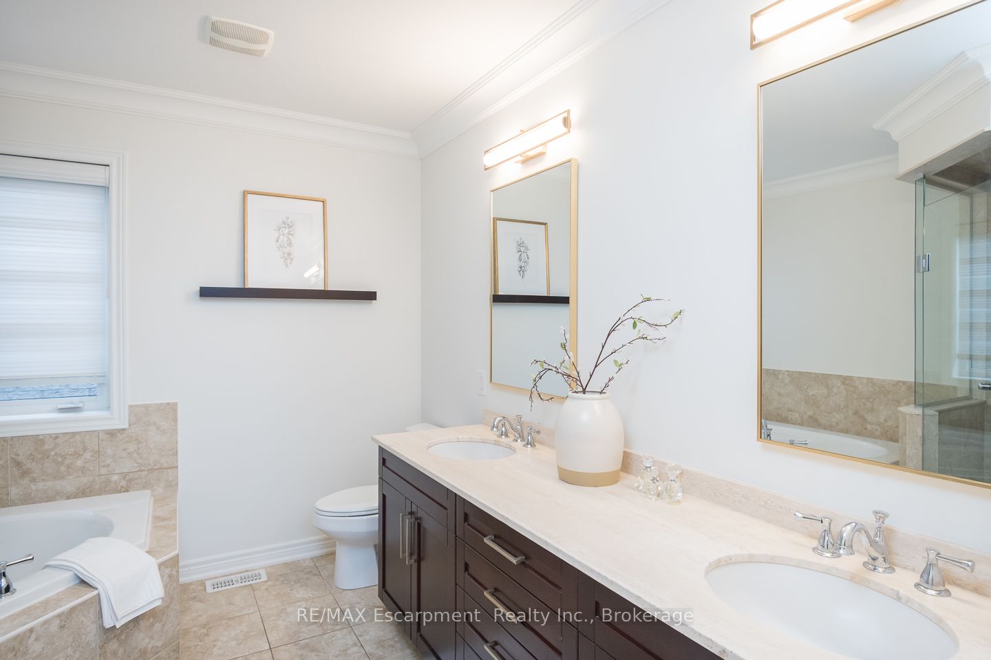 2334 Wuthering Heights Way Property Photo 31