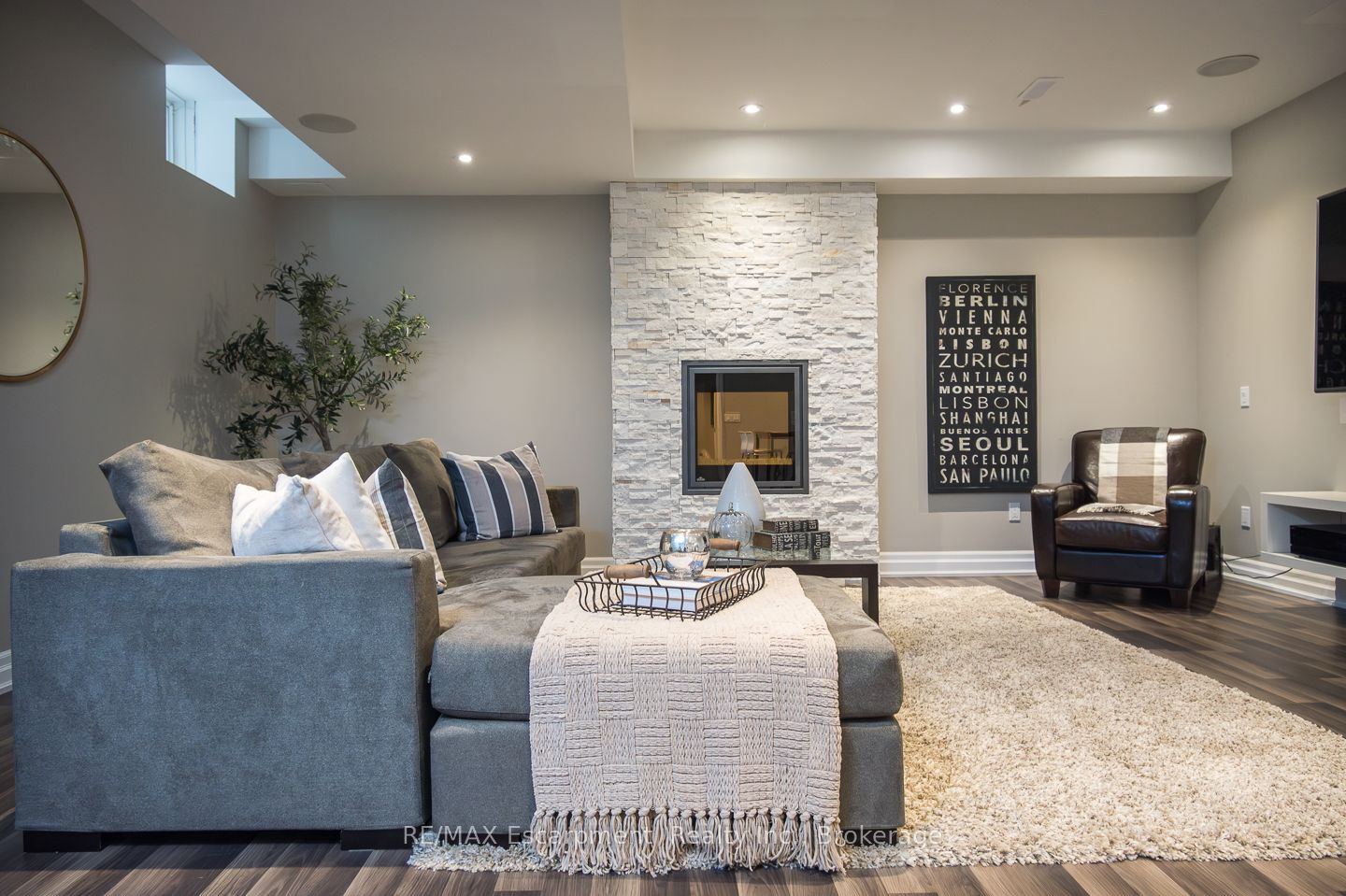 2334 Wuthering Heights Way Property Photo 40