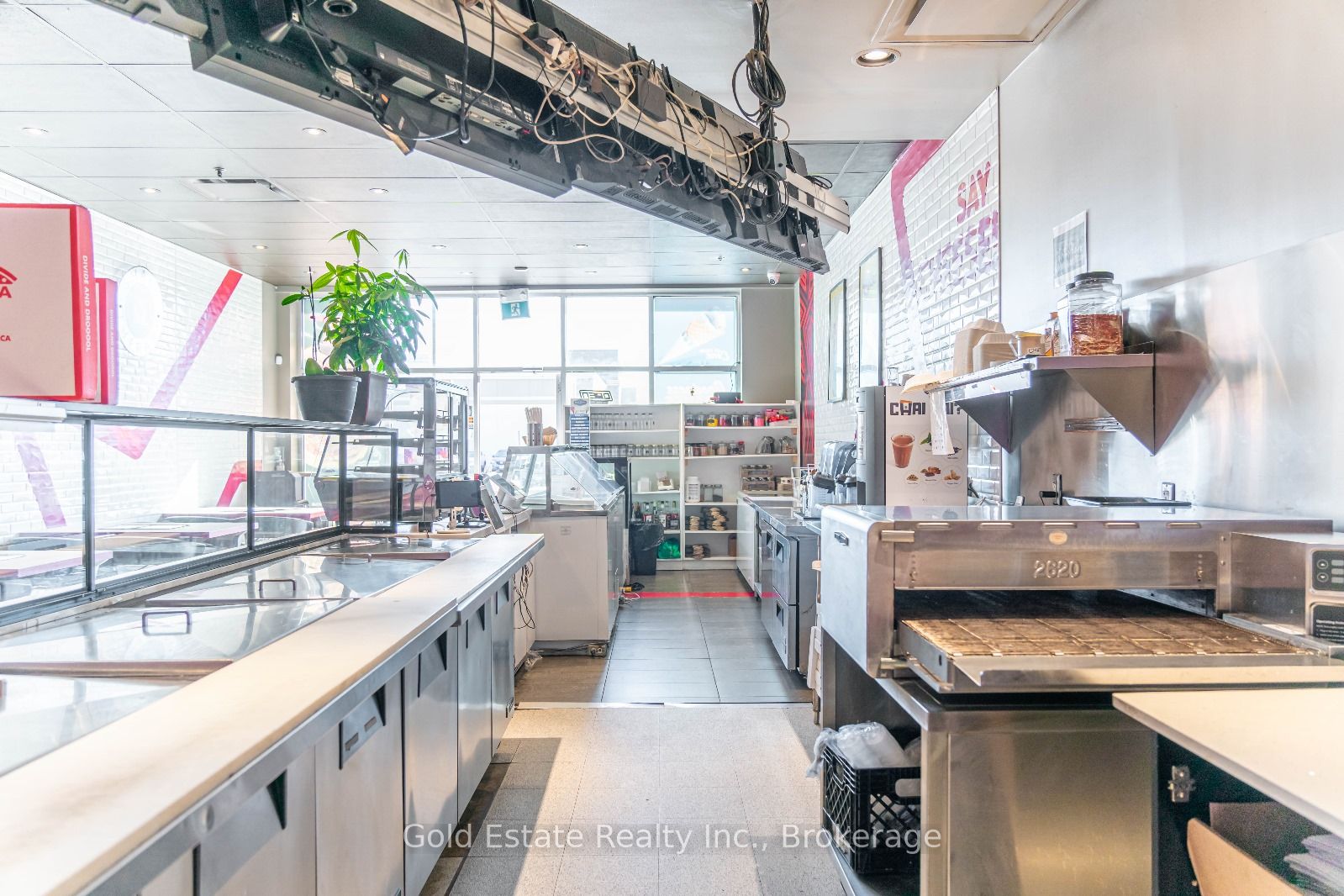 5077 Dixie Rd Property Photo 8