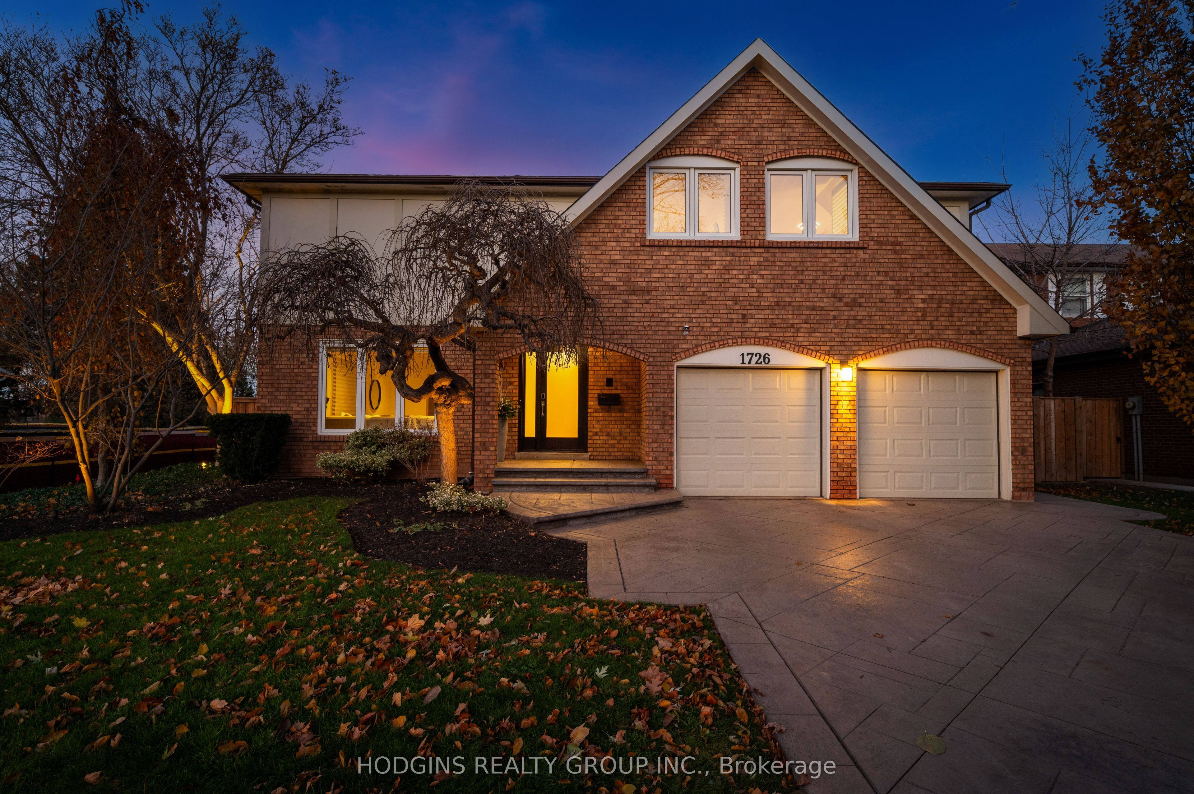 1726 Sherwood Forrest Circle Property Photo 4